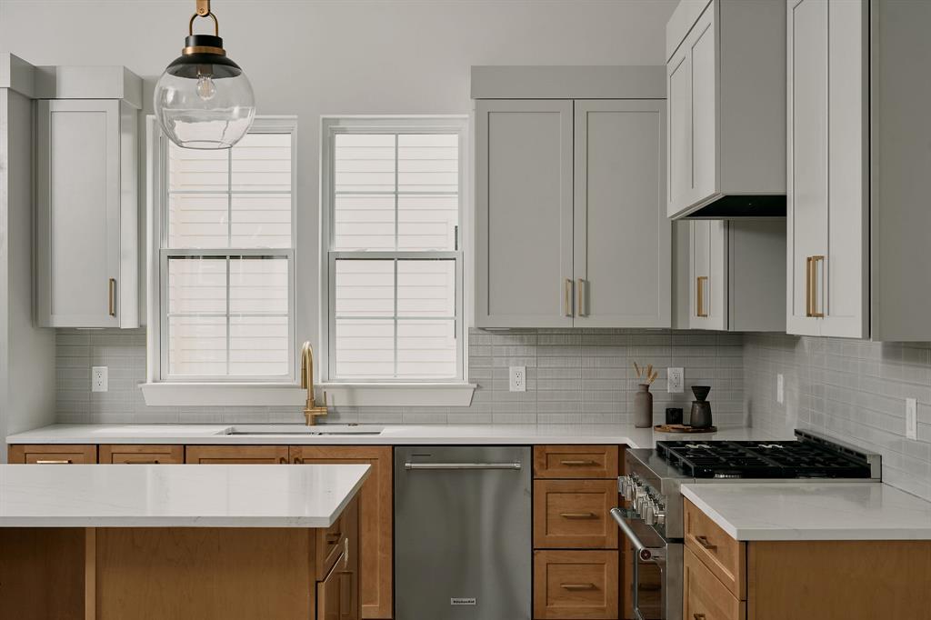 2209 Woodland Ave # 602