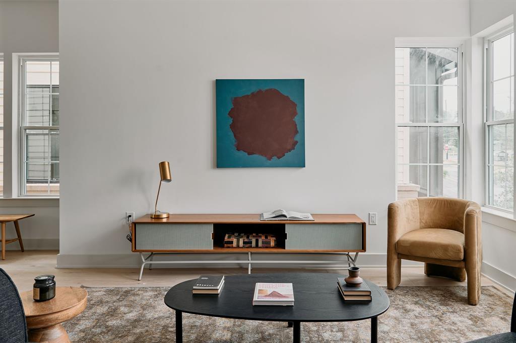 2209 Woodland Ave # 602