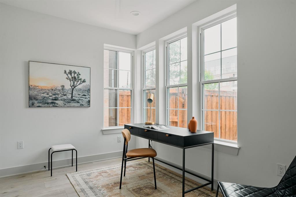 2209 Woodland Ave # 602