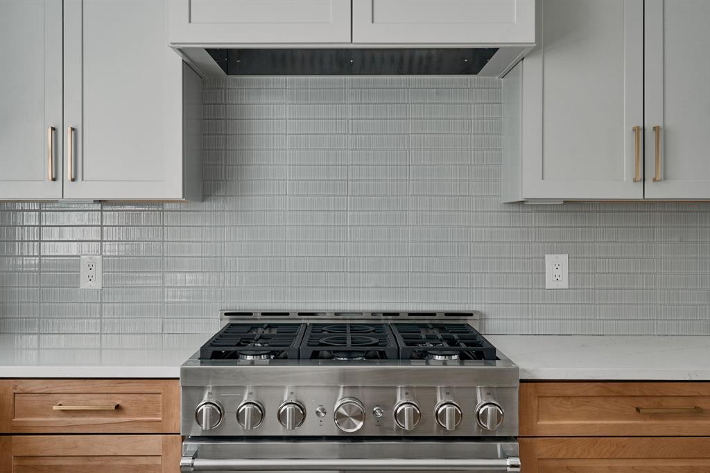 2209 Woodland Ave # 602