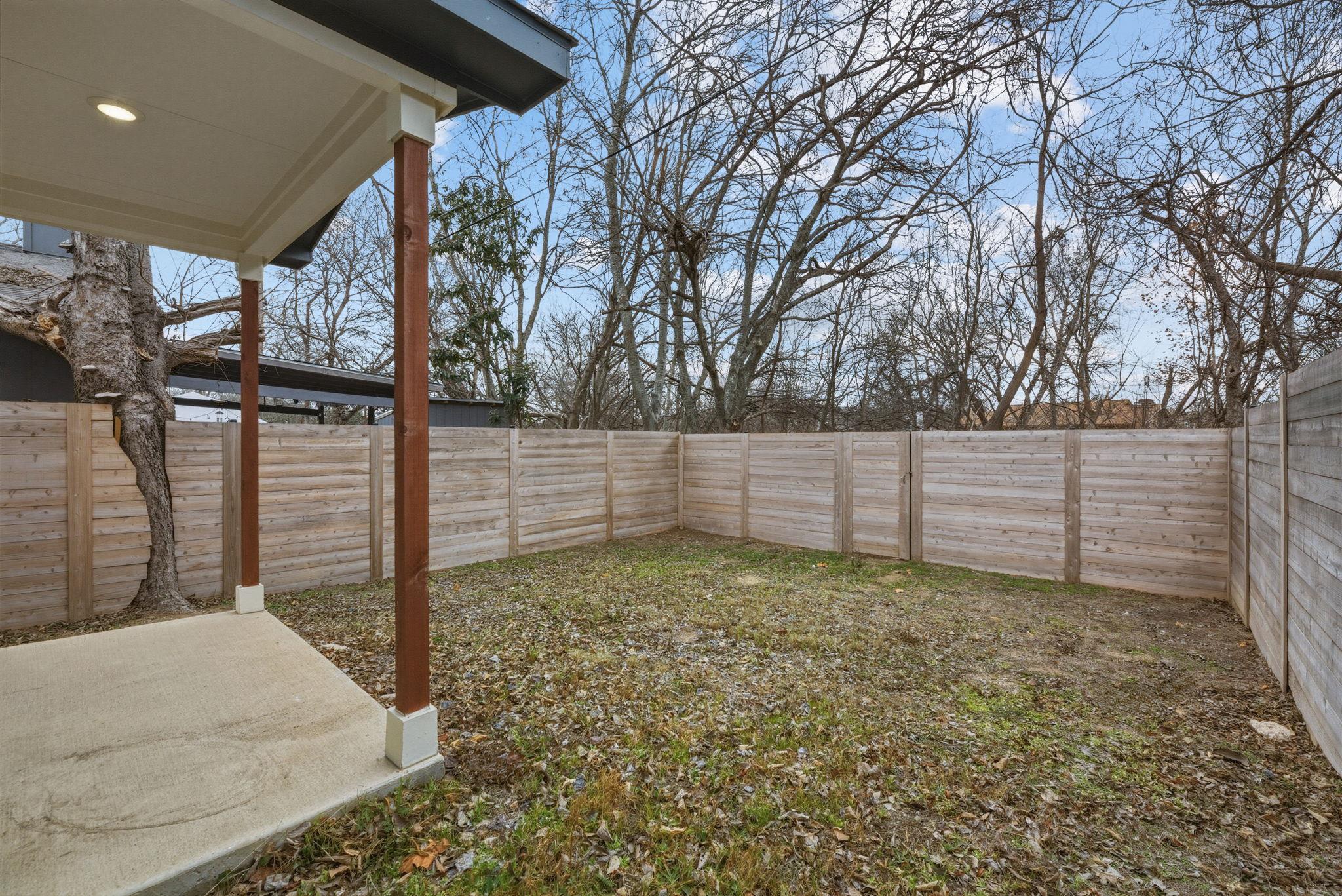 2009 Iroquois LN # B