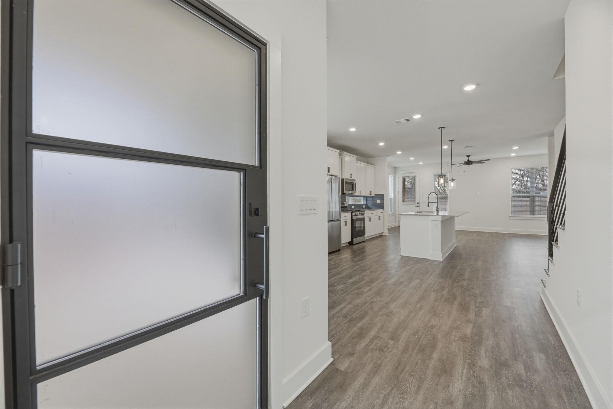 2009 Iroquois LN # B