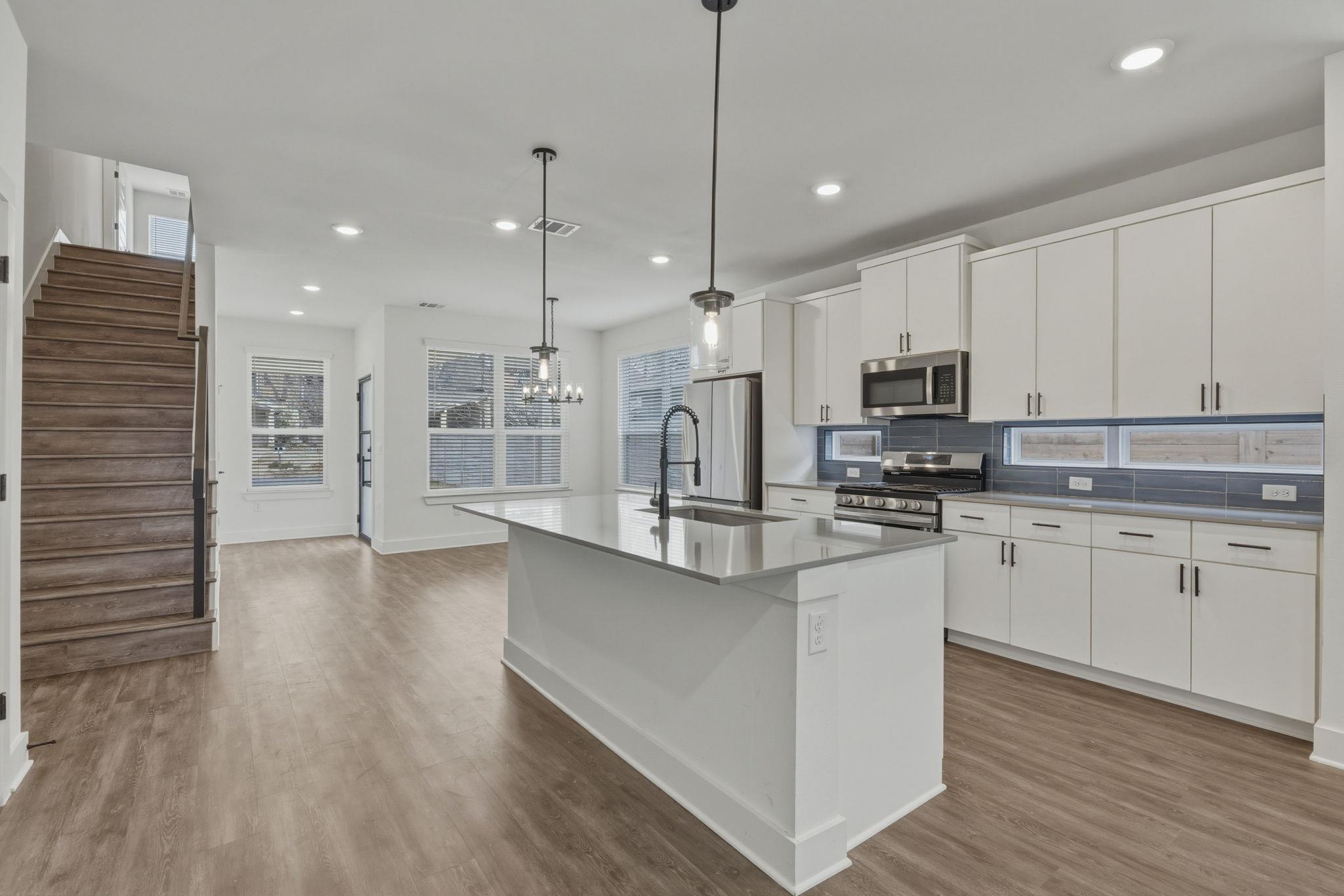 2009 Iroquois LN # B