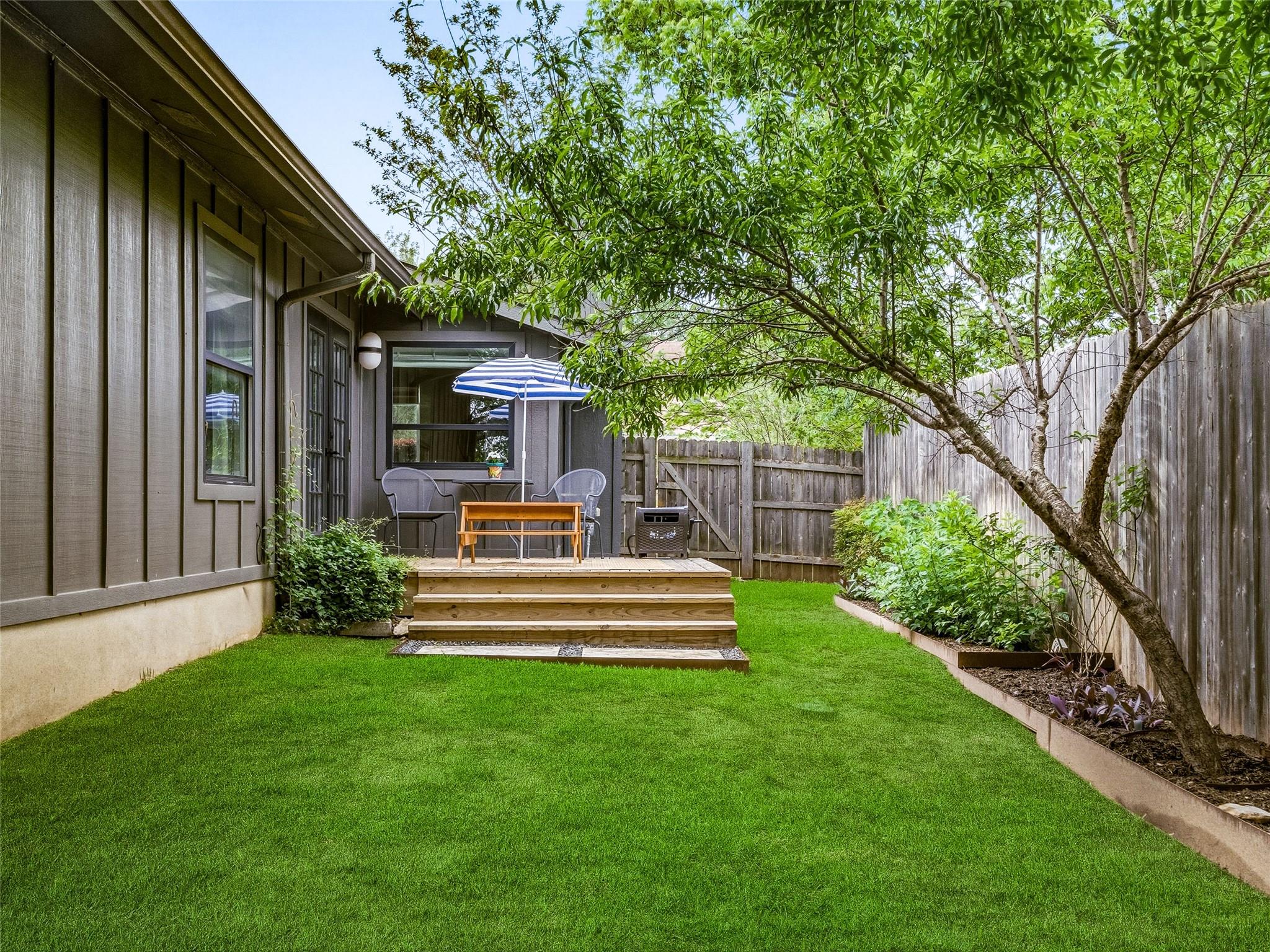 3218 Western DR