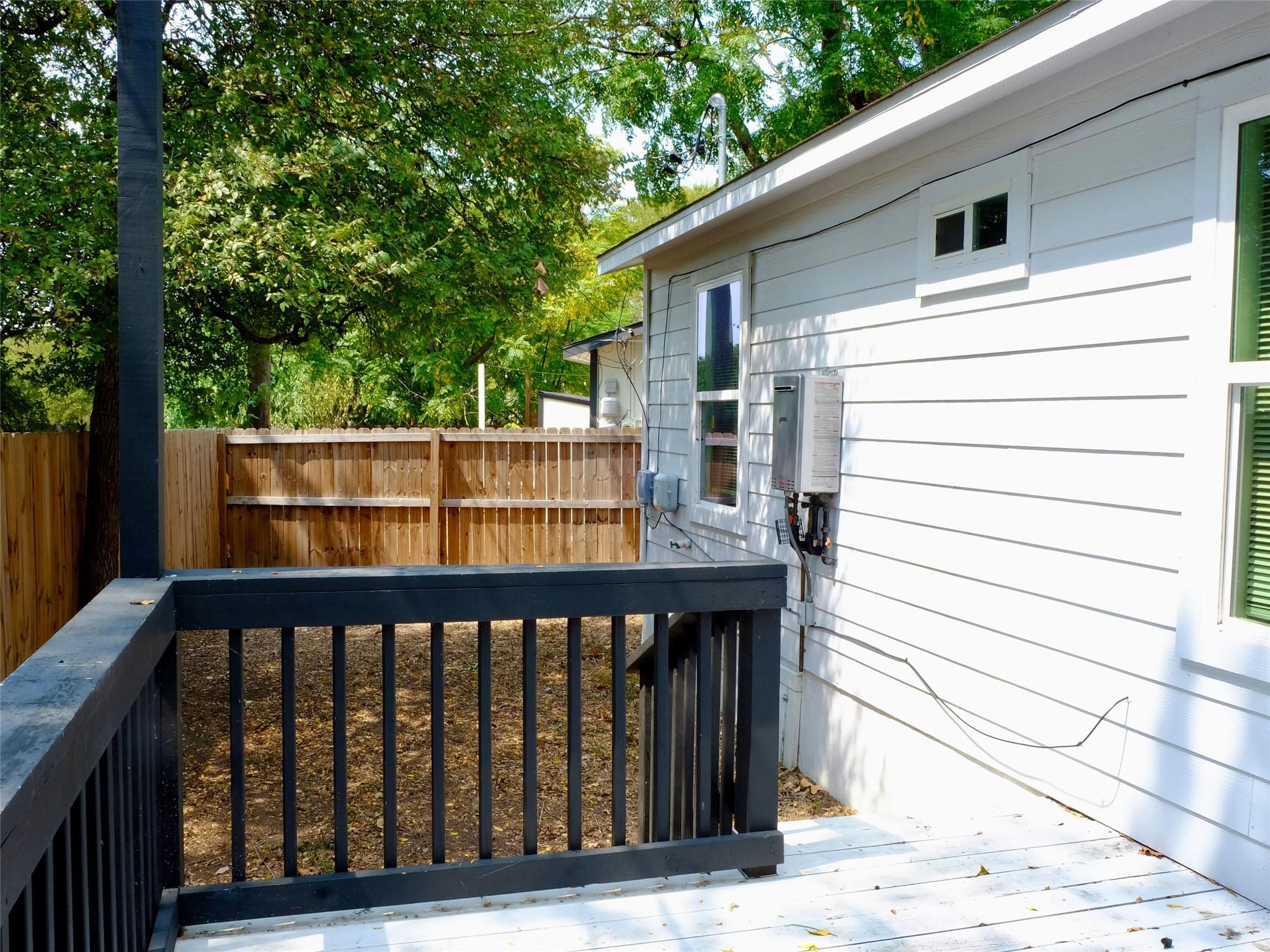 1401 Marcus PL # B, Austin Unit: B