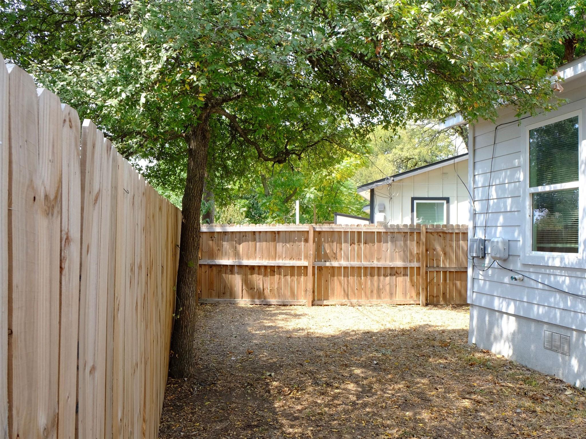 1401 Marcus PL # B, Austin Unit: B