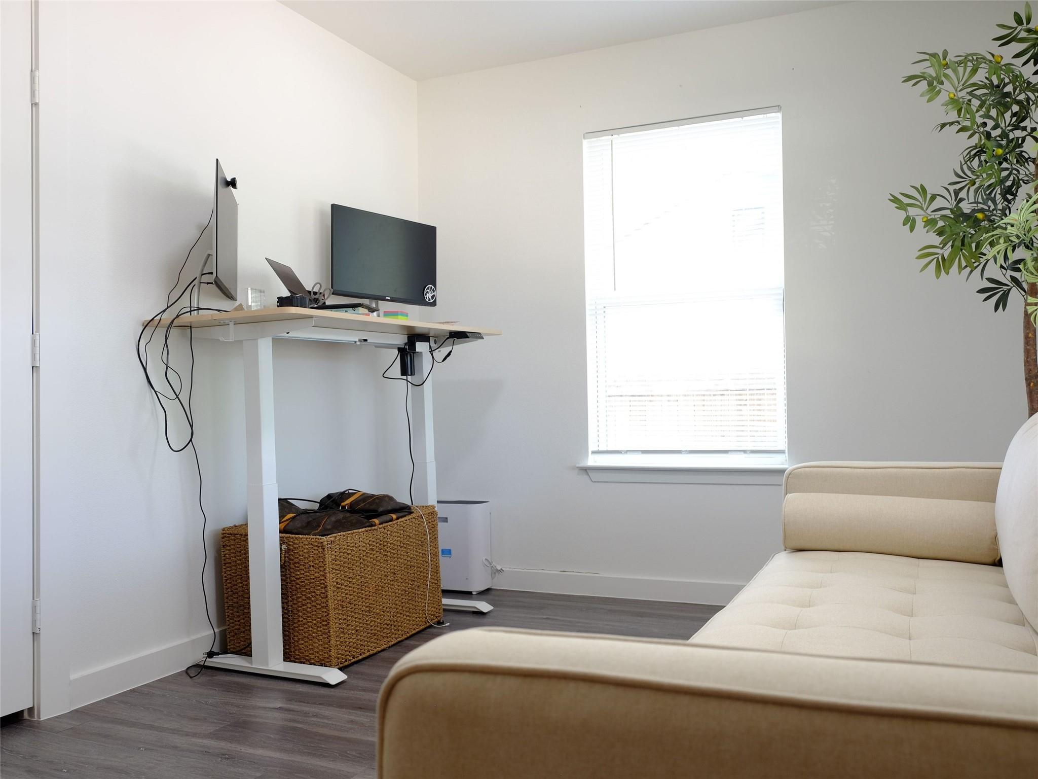 1401 Marcus PL # B, Austin Unit: B