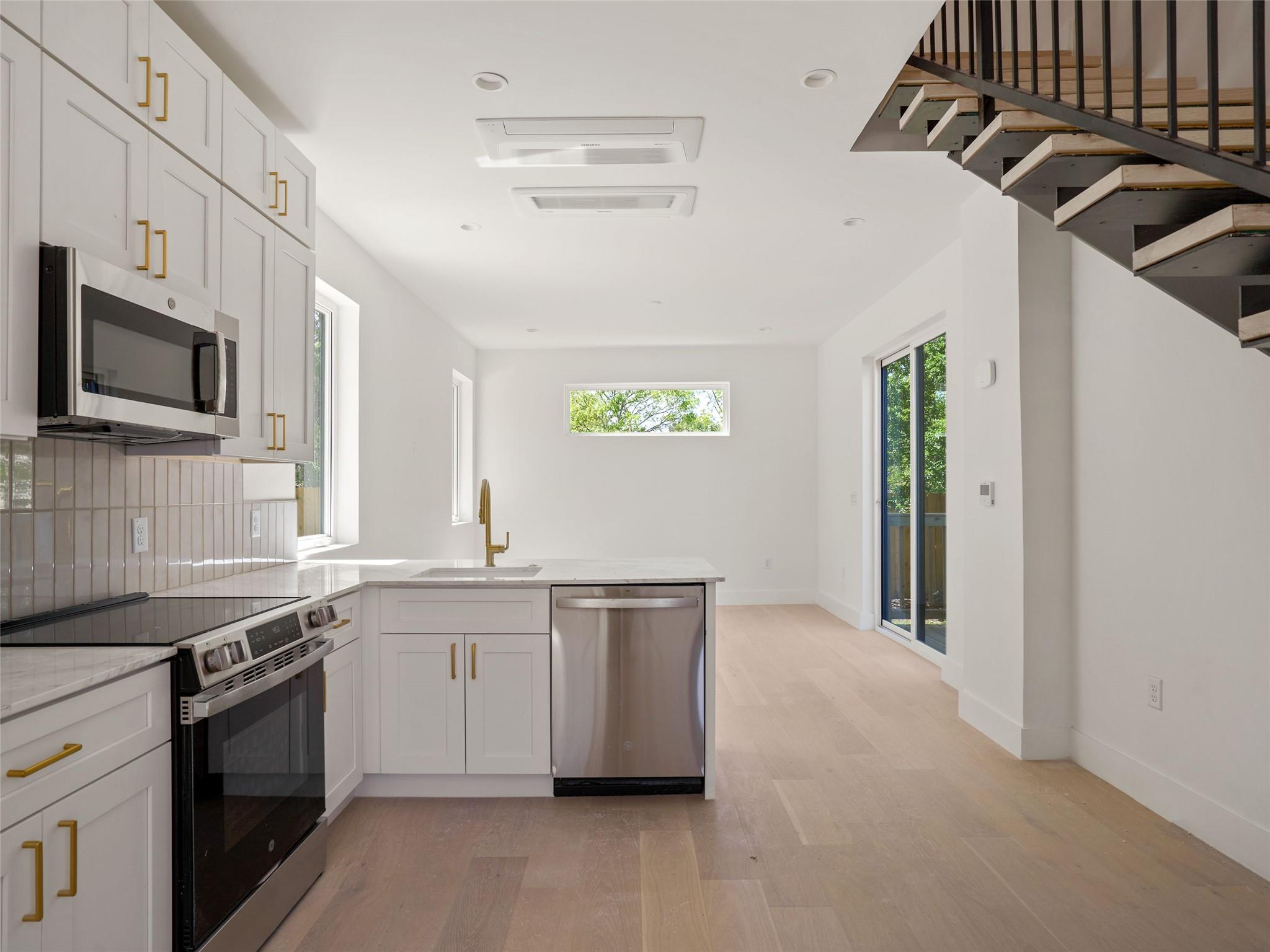 2609 Davis LN # 2, Austin Unit: 2