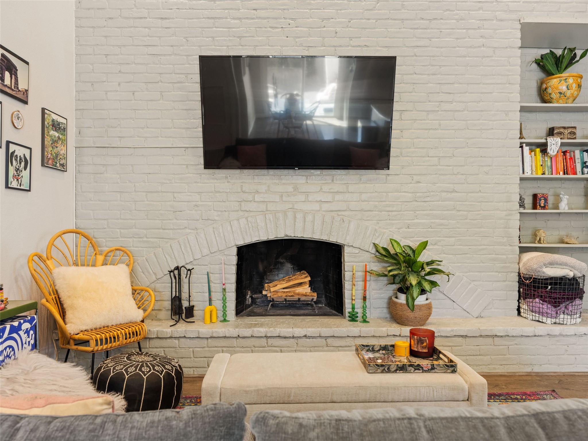 1307 E Saint Johns Ave # B, Austin Unit: B