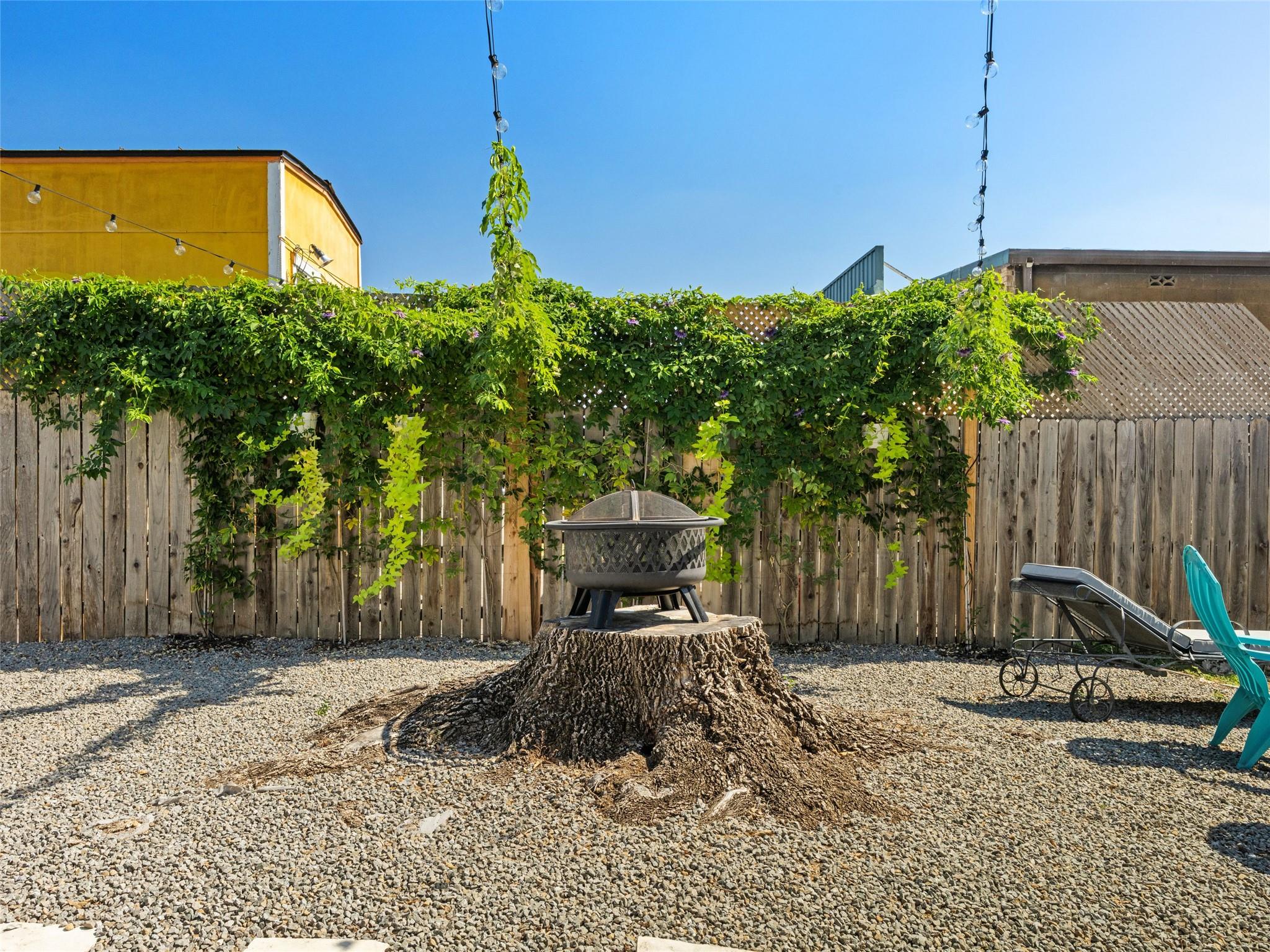 1307 E Saint Johns Ave # B, Austin Unit: B