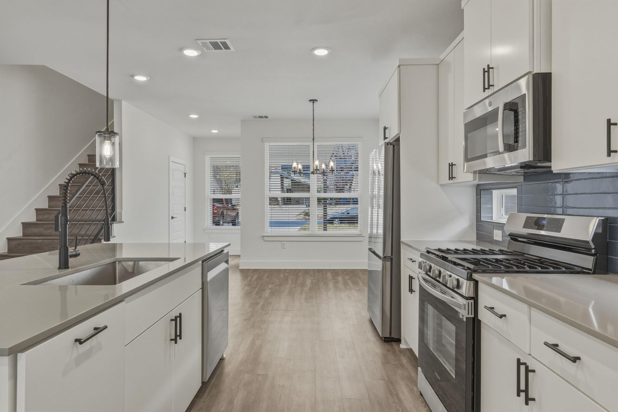 2009 Iroquois LN # A