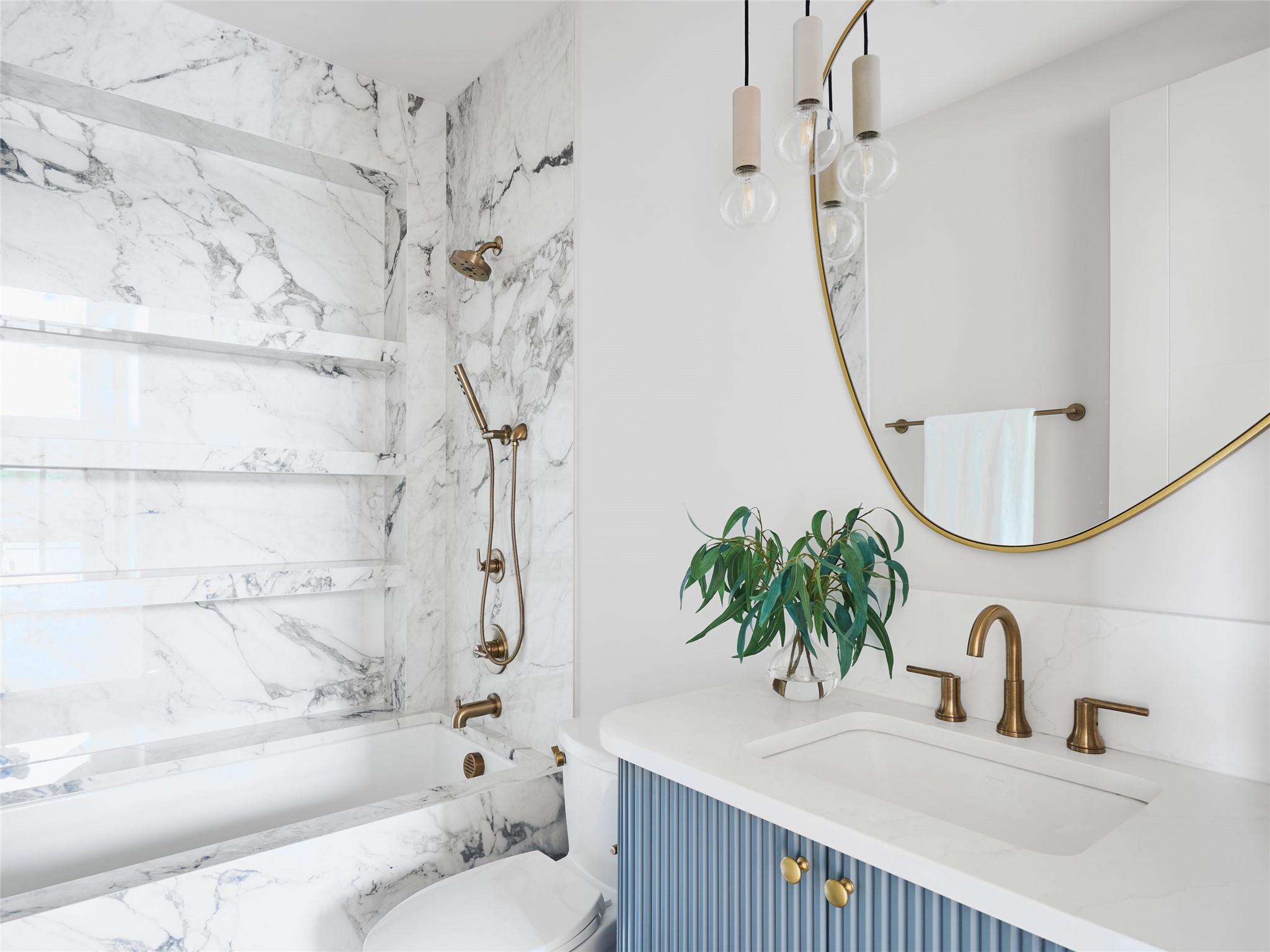 1602 Taylor Gaines ST