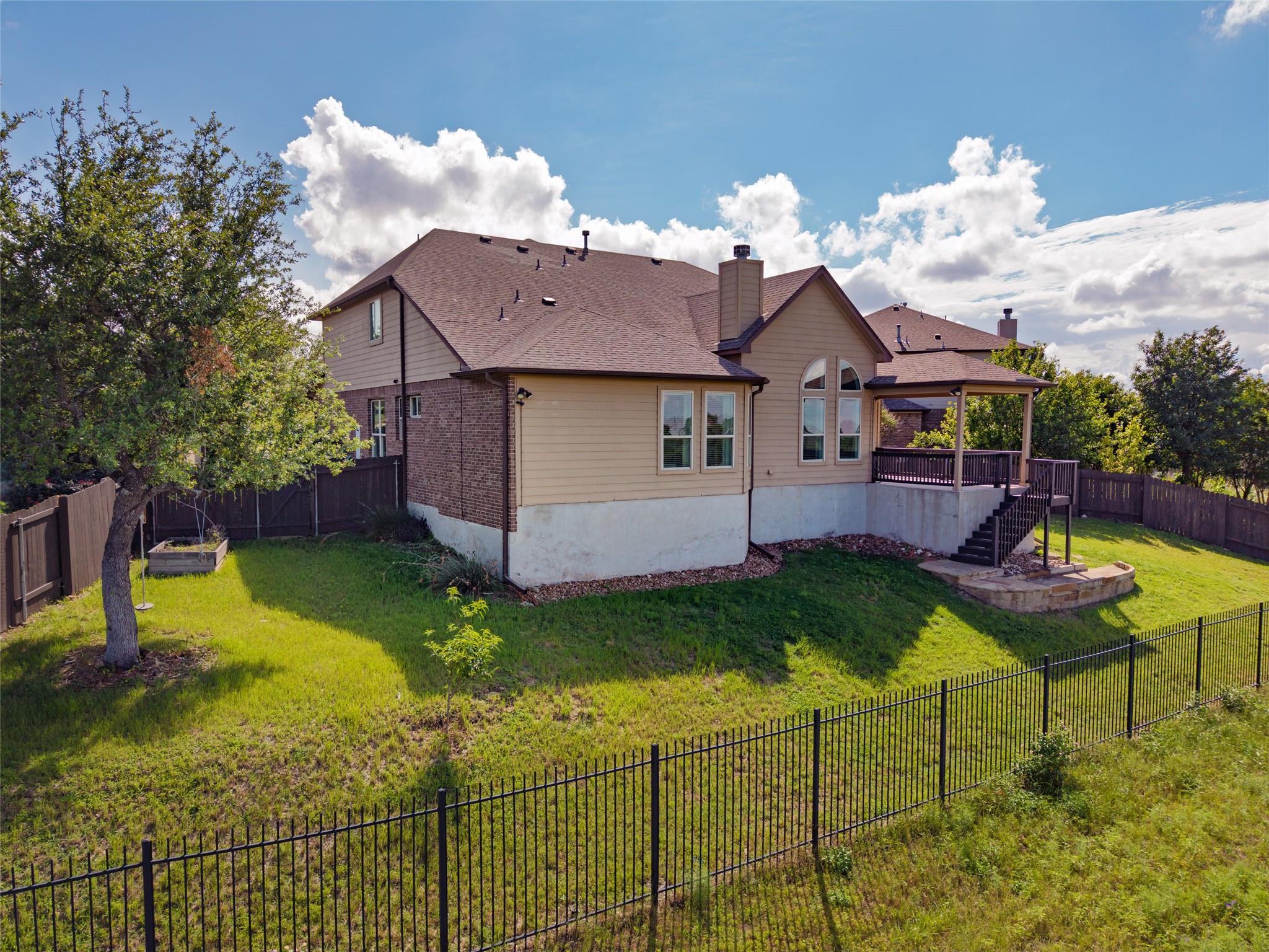 700 Ledge Stone DR