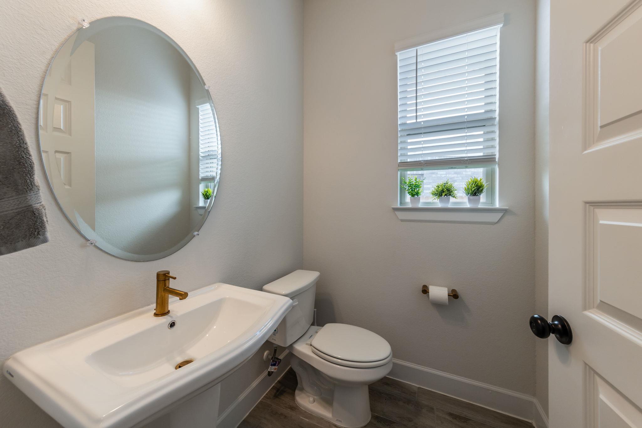 2812 Sebring CIR
