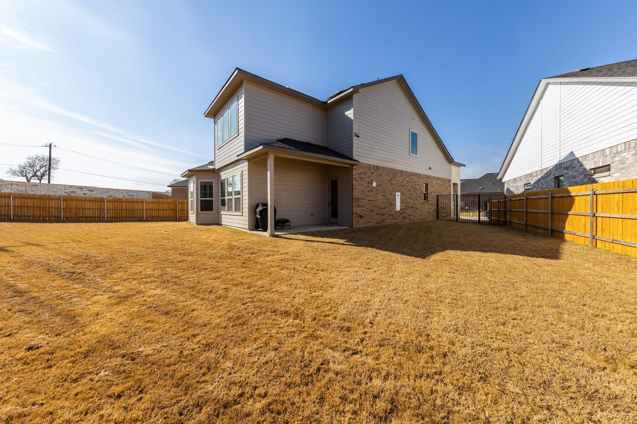 2812 Sebring CIR