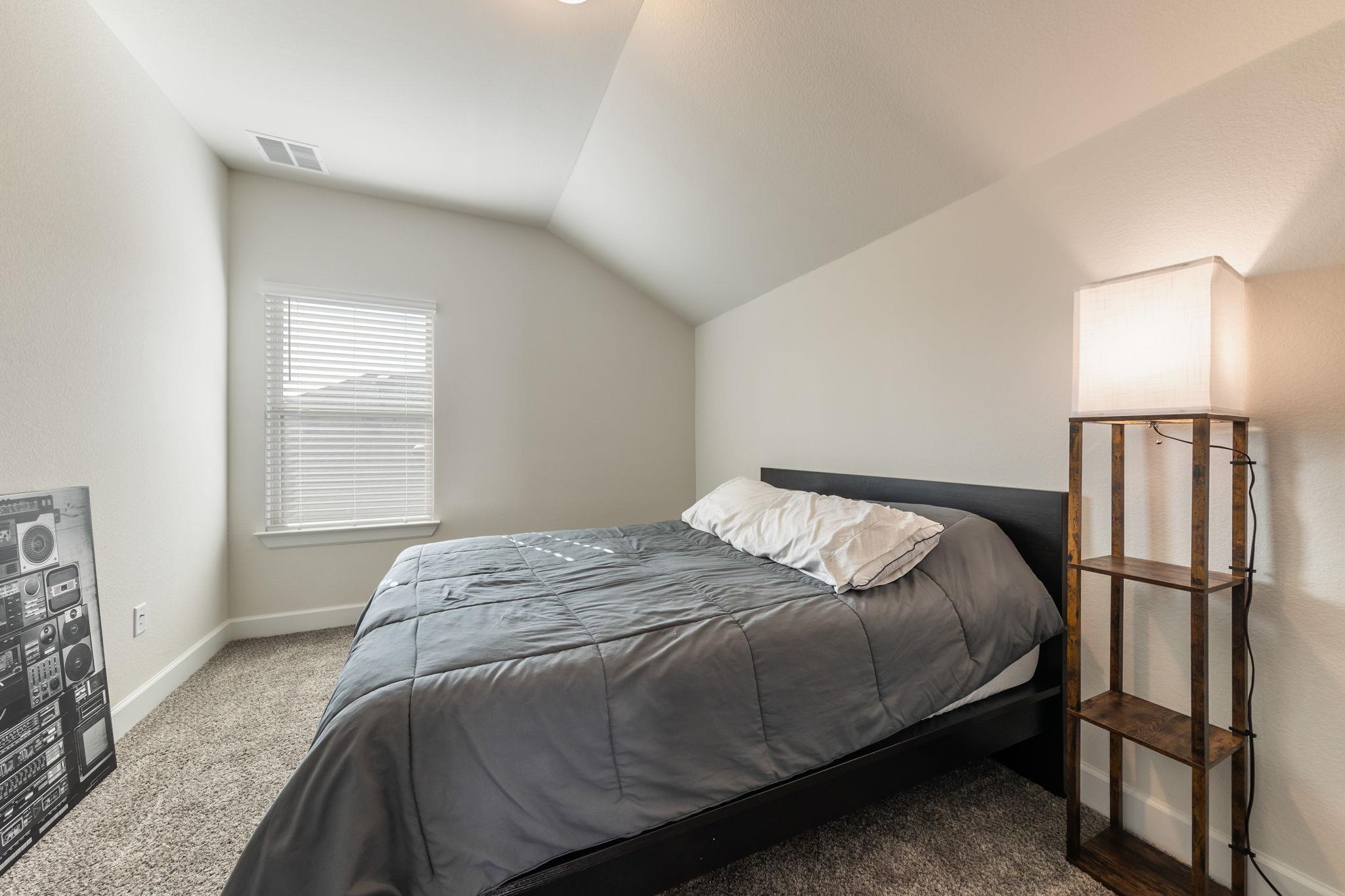 2812 Sebring CIR