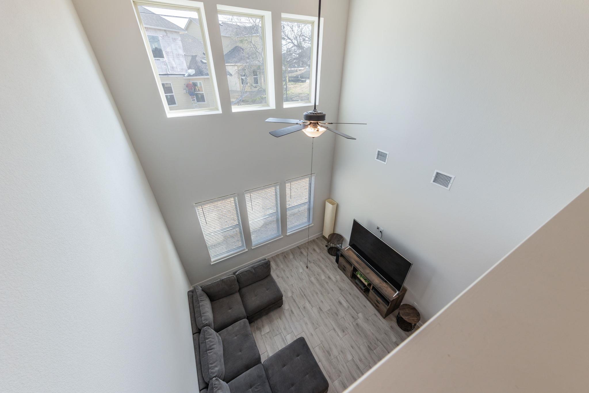 2812 Sebring CIR