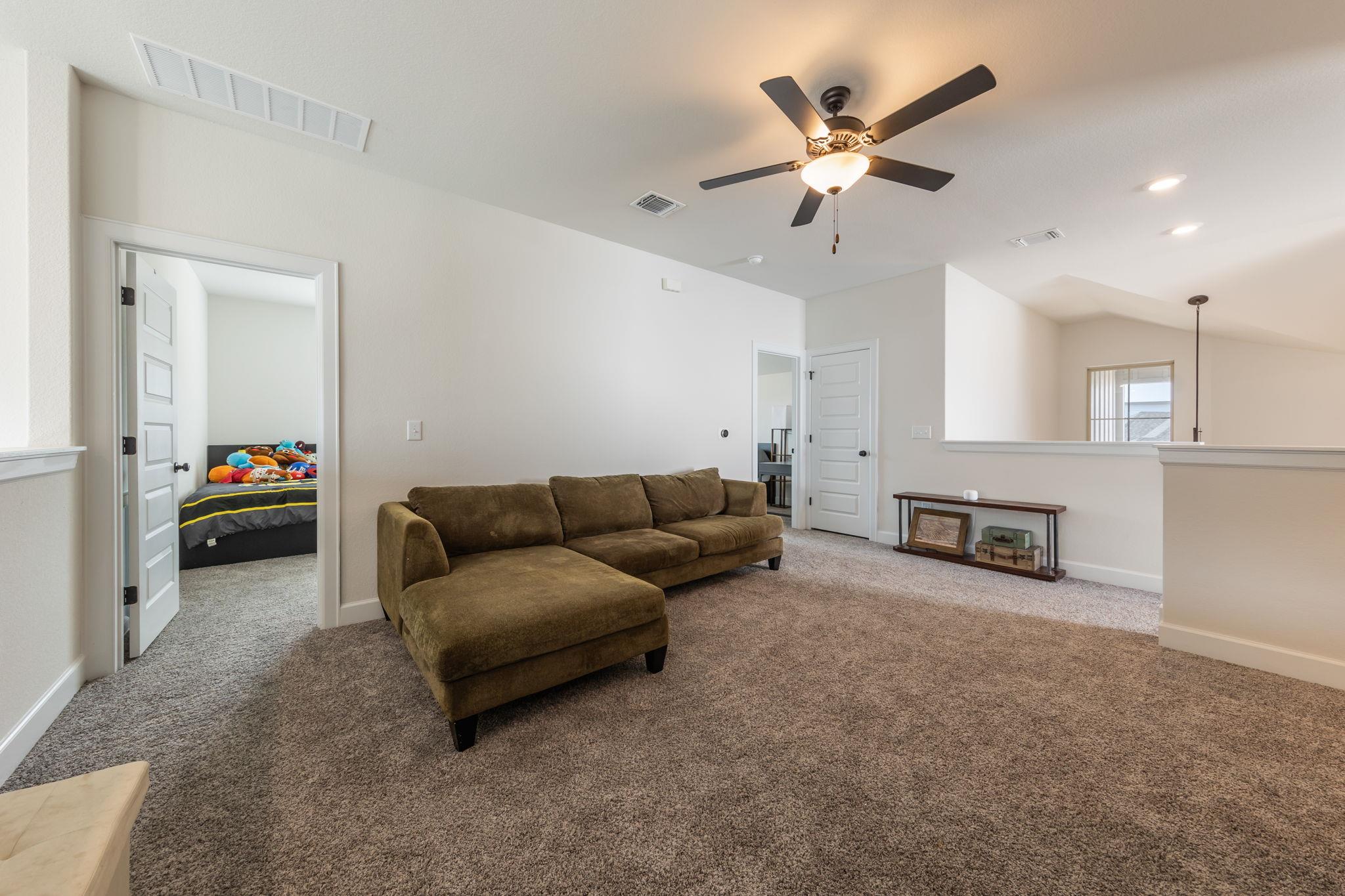 2812 Sebring CIR