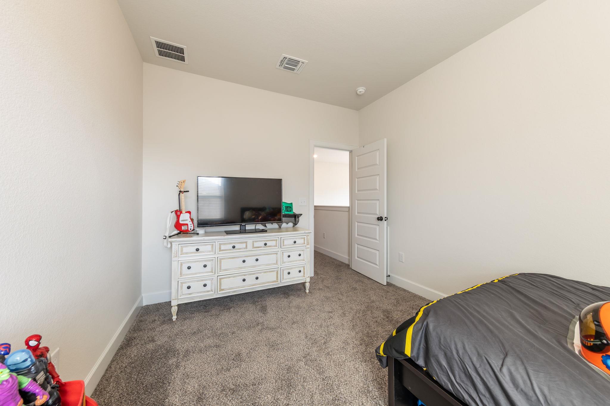 2812 Sebring CIR