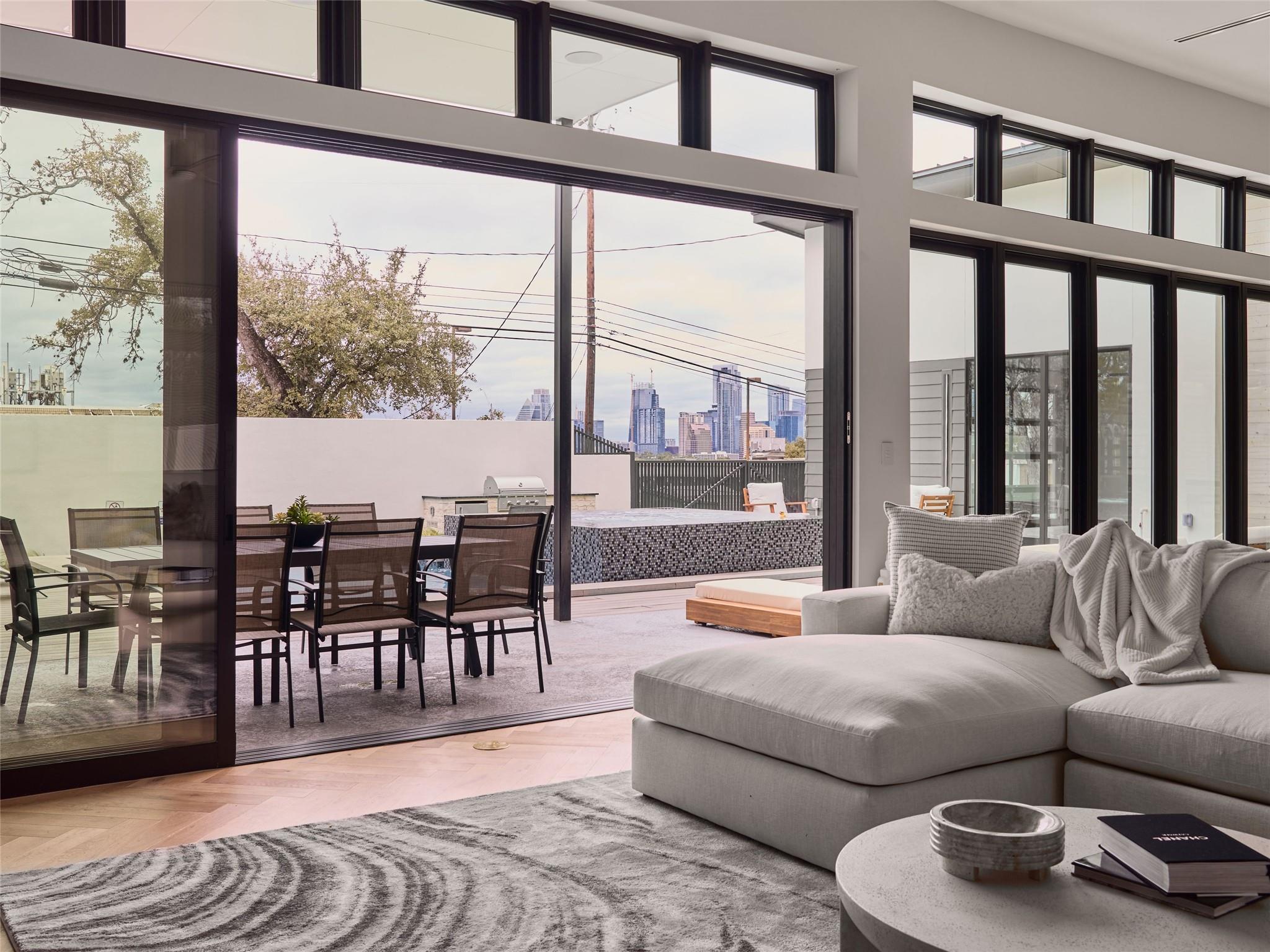 1604 Taylor Gaines ST