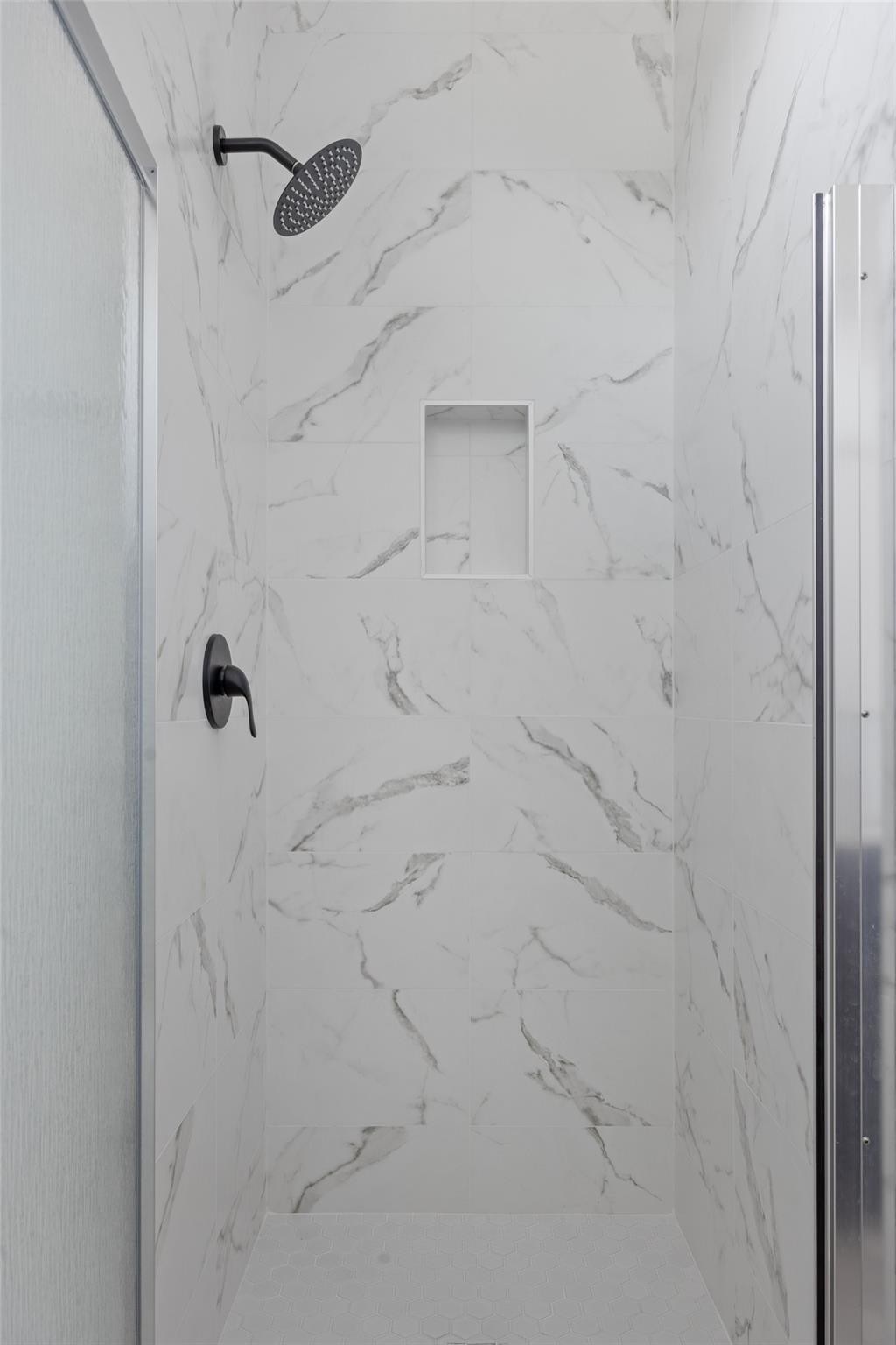 6117 Richardson LN # 2