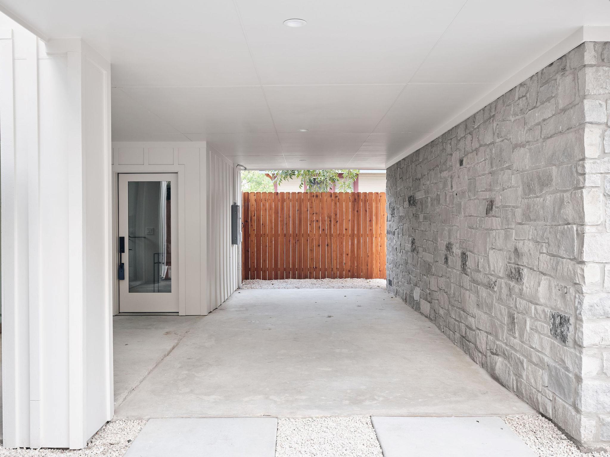 3208 Govalle Ave # 2