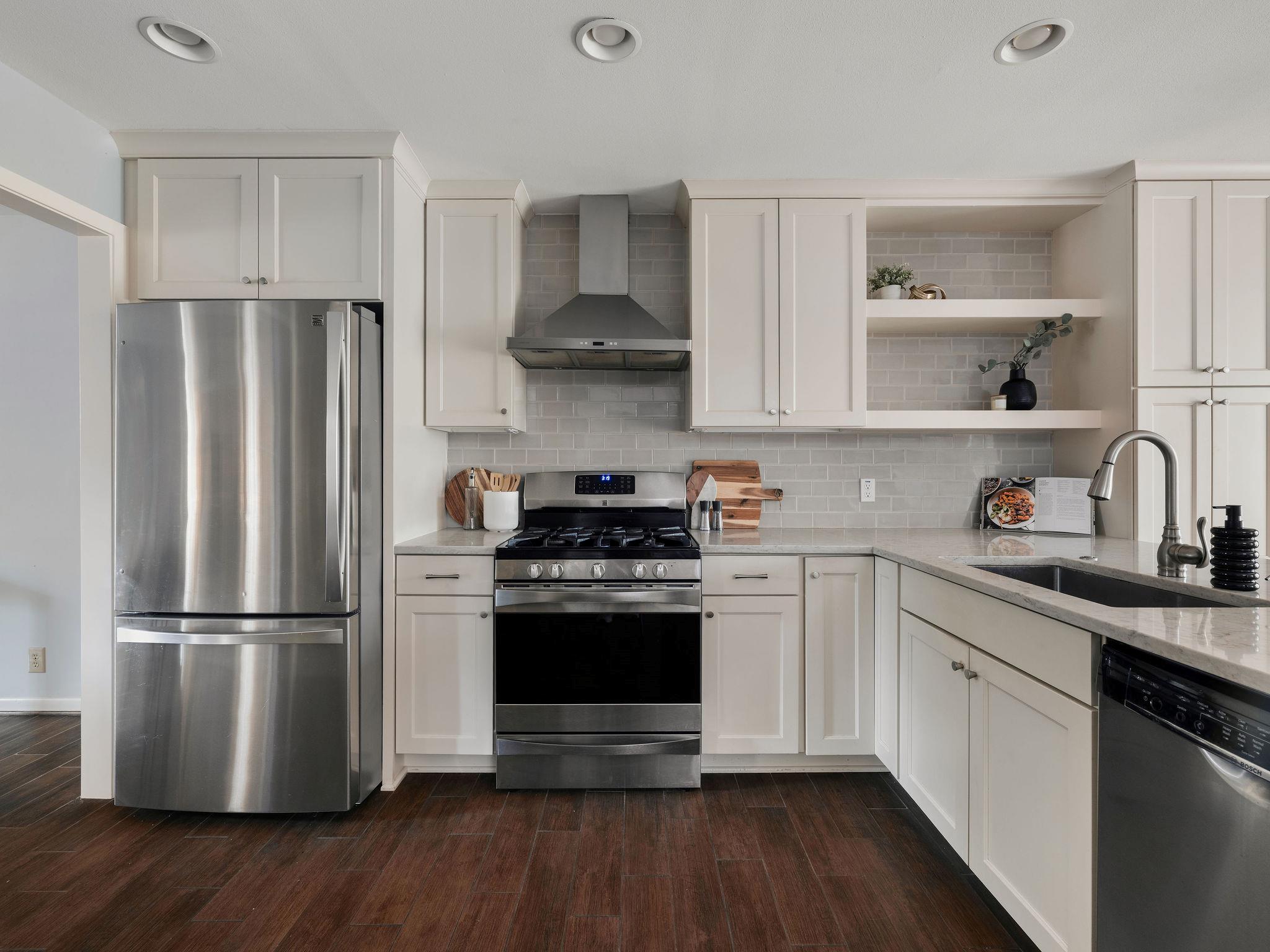 7601 Parkview CIR