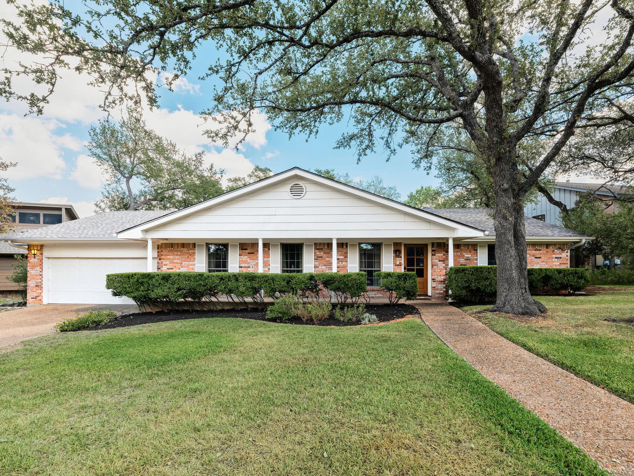 7601 Parkview CIR
