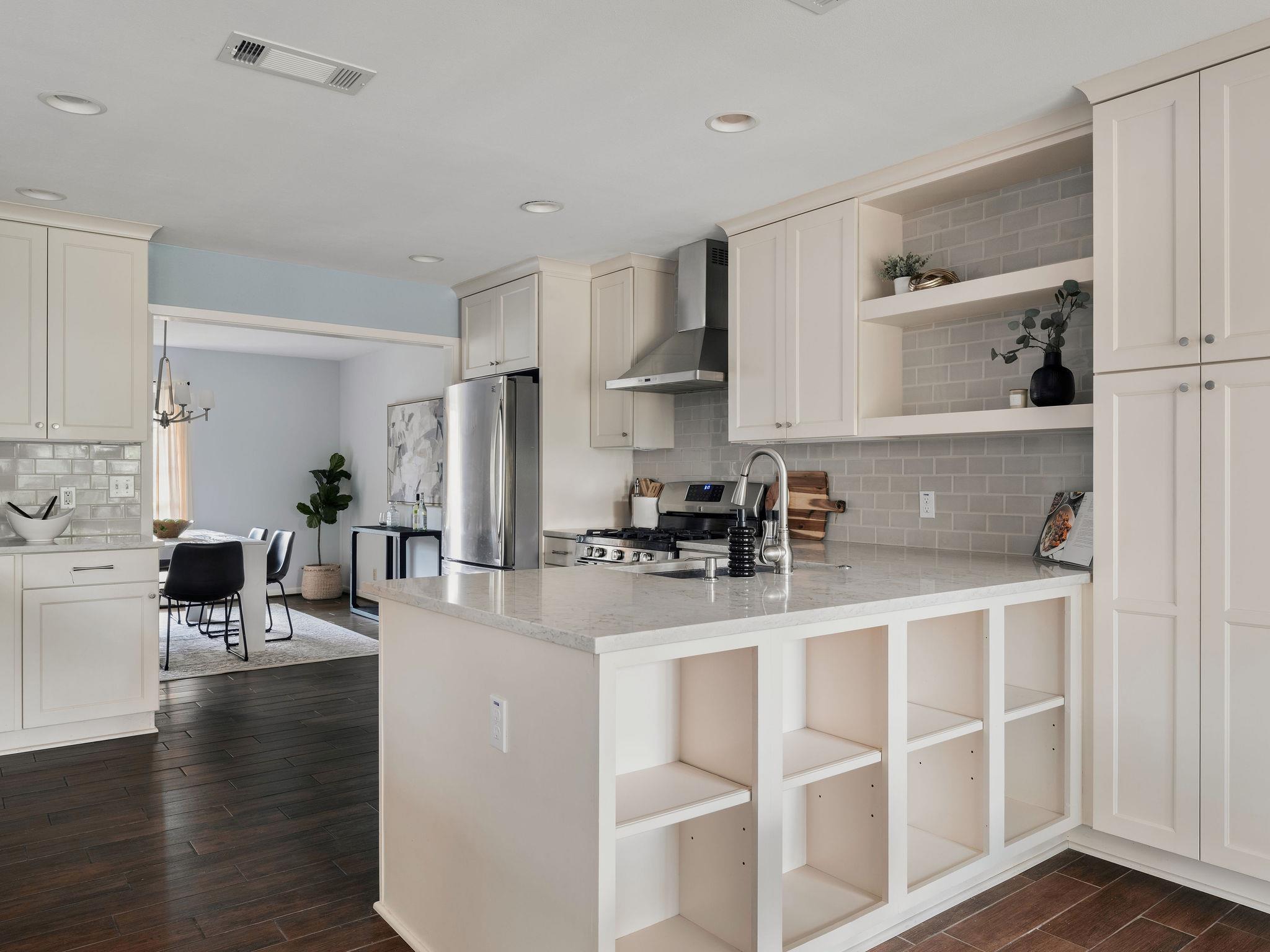 7601 Parkview CIR