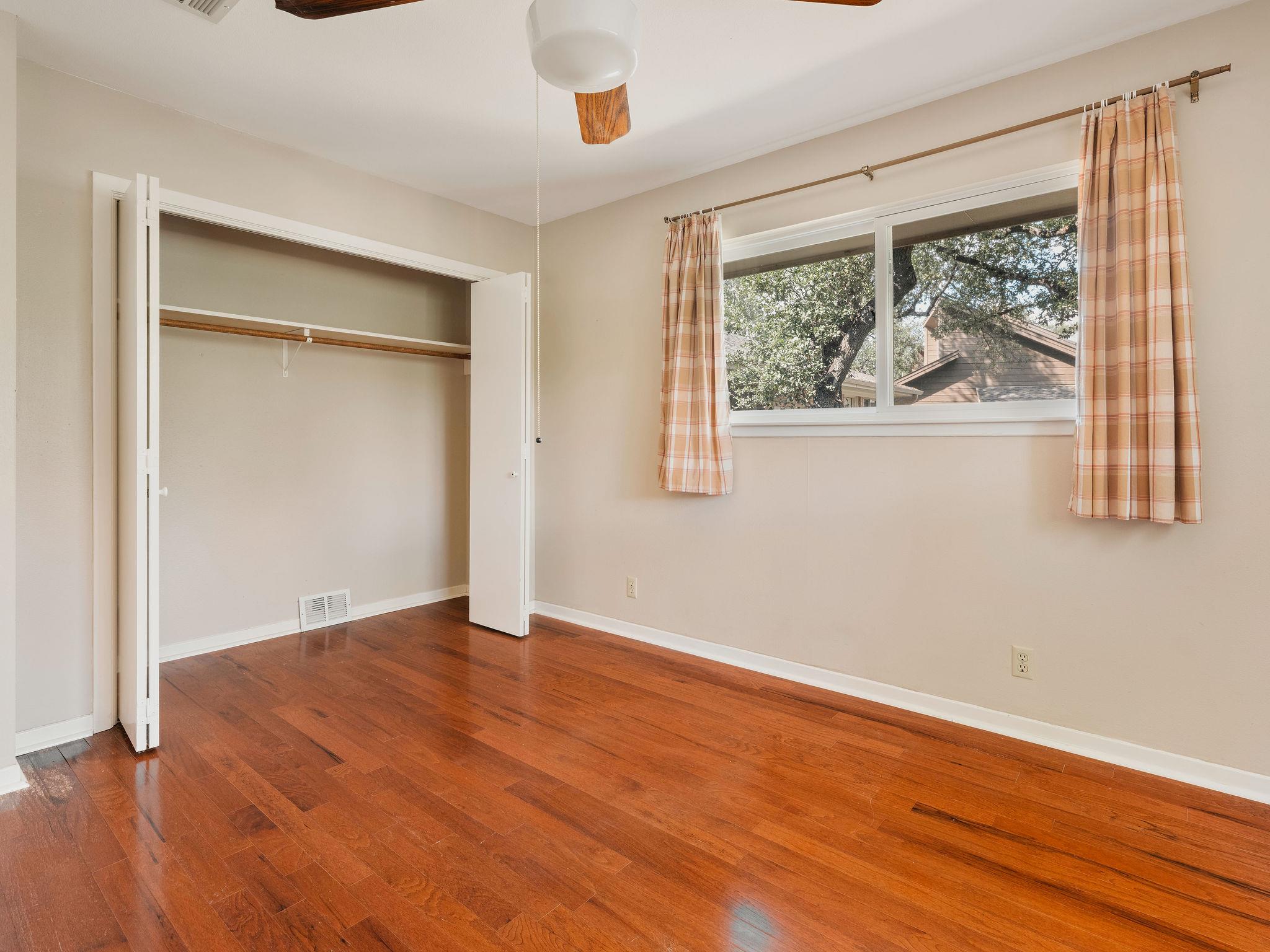 7601 Parkview CIR