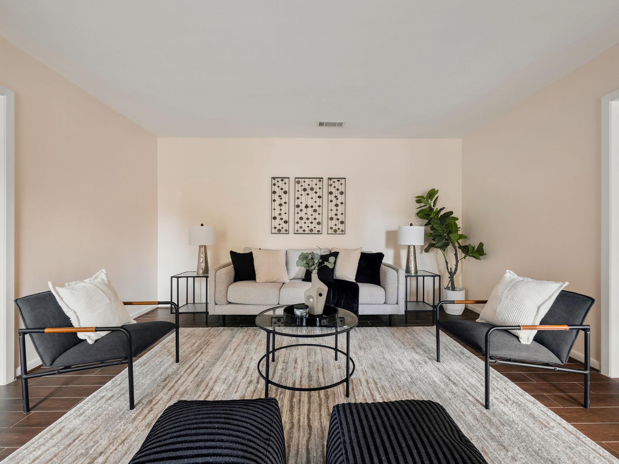 7601 Parkview CIR