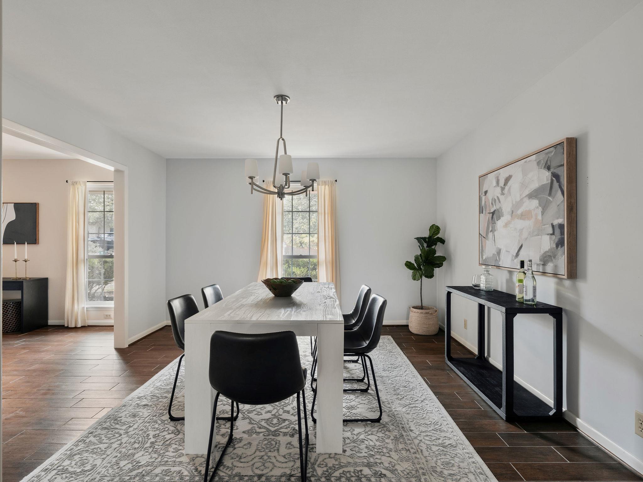 7601 Parkview CIR