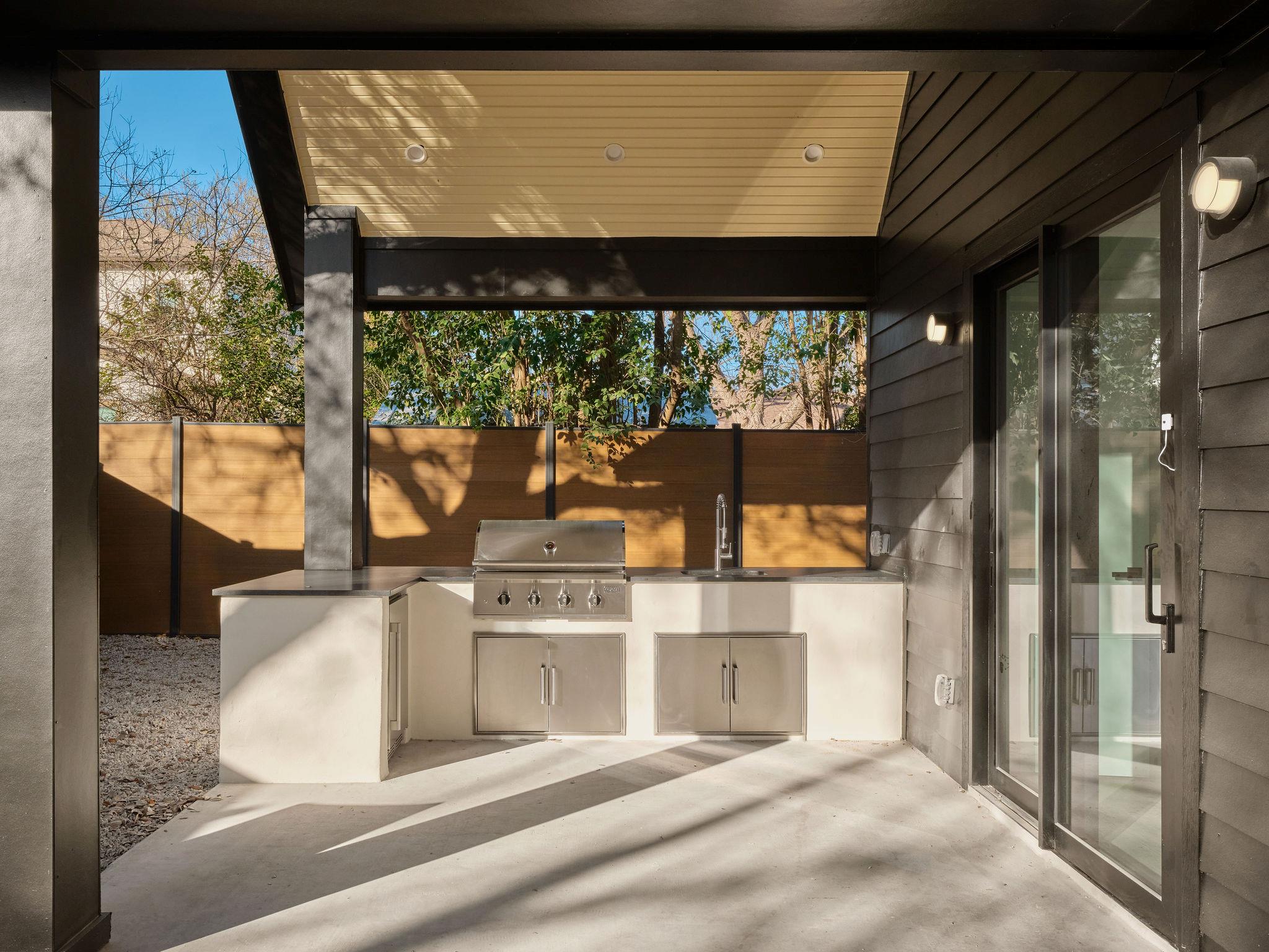 1300 Piedmont Ave