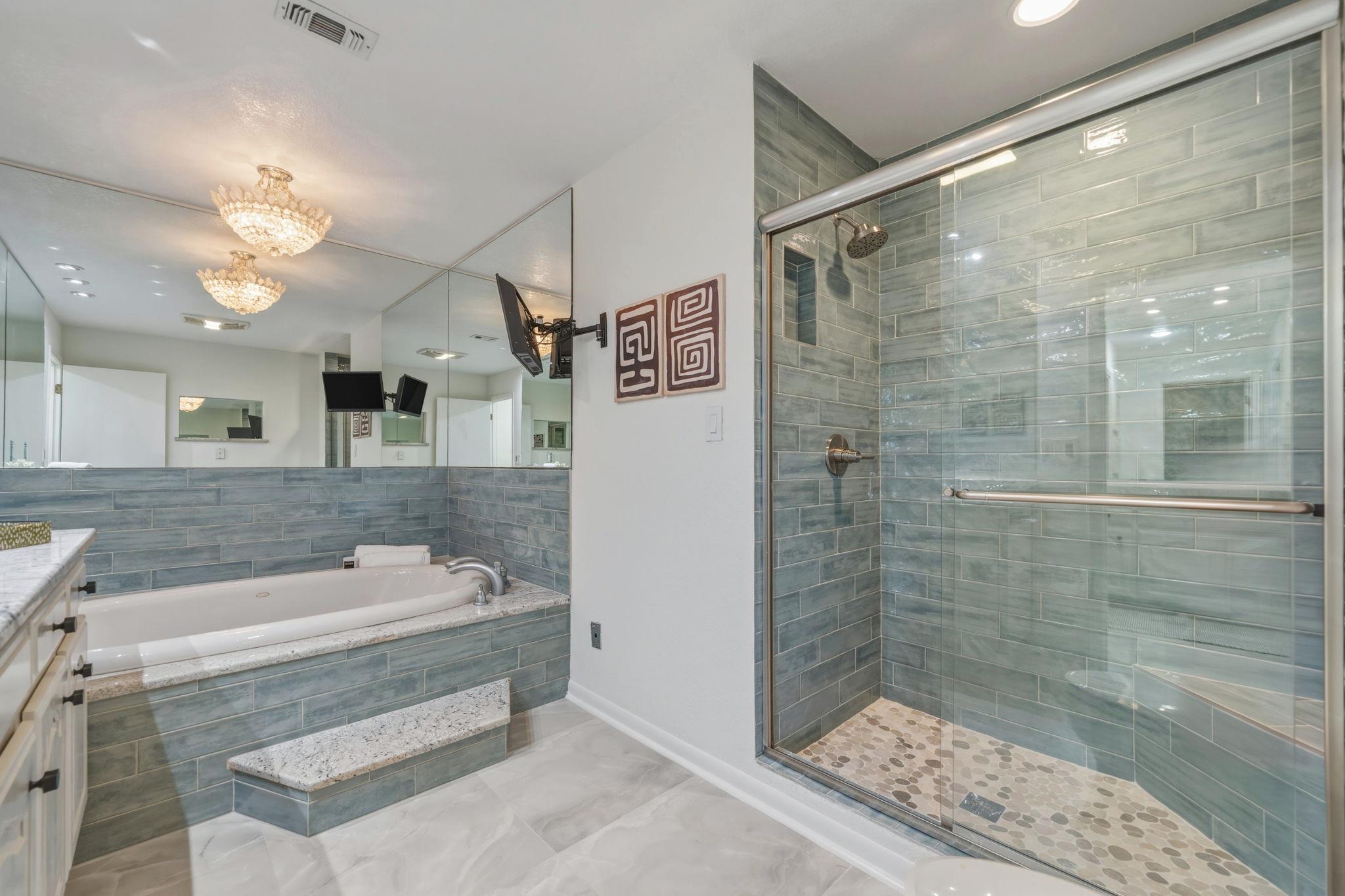 28 Country Oaks DR