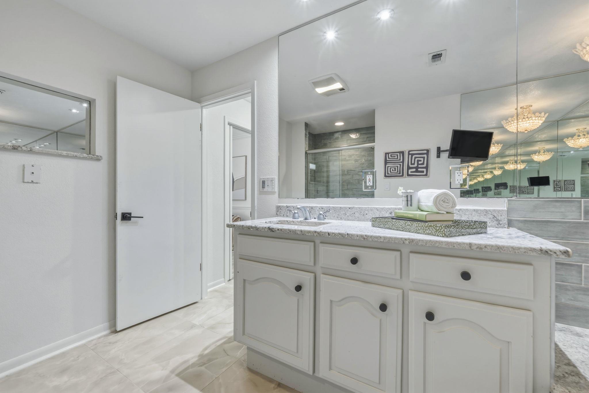 28 Country Oaks DR