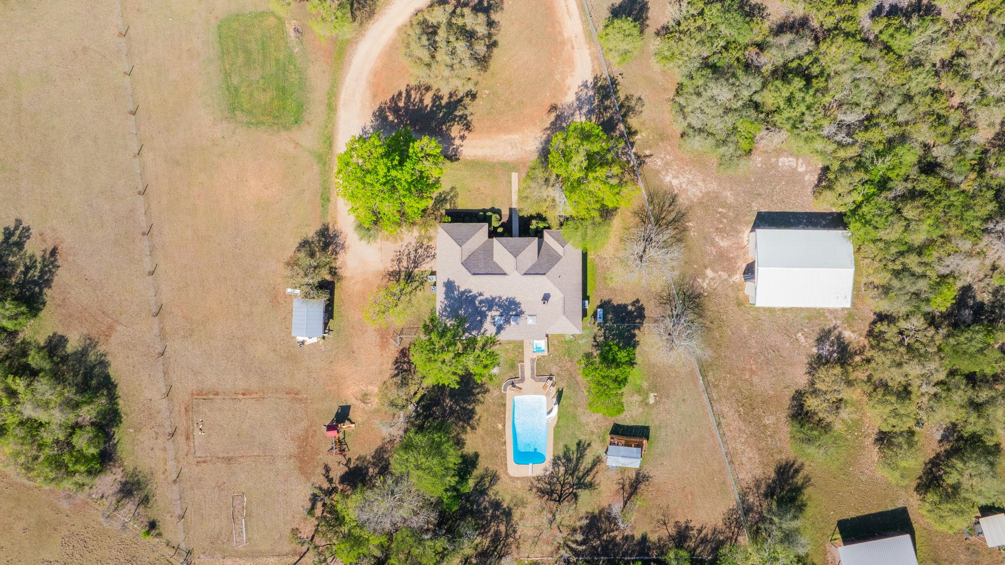 28 Country Oaks DR