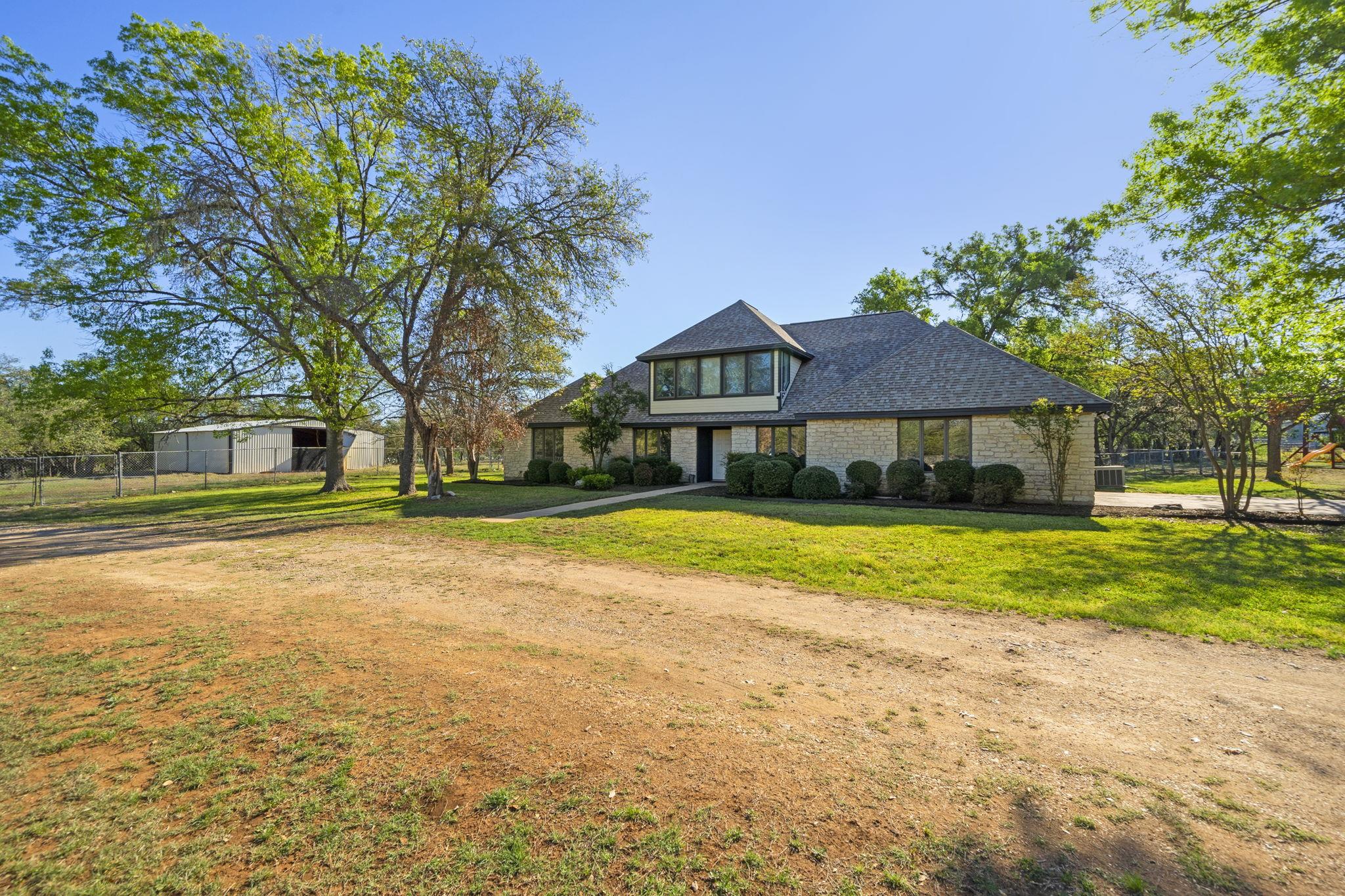 28 Country Oaks DR