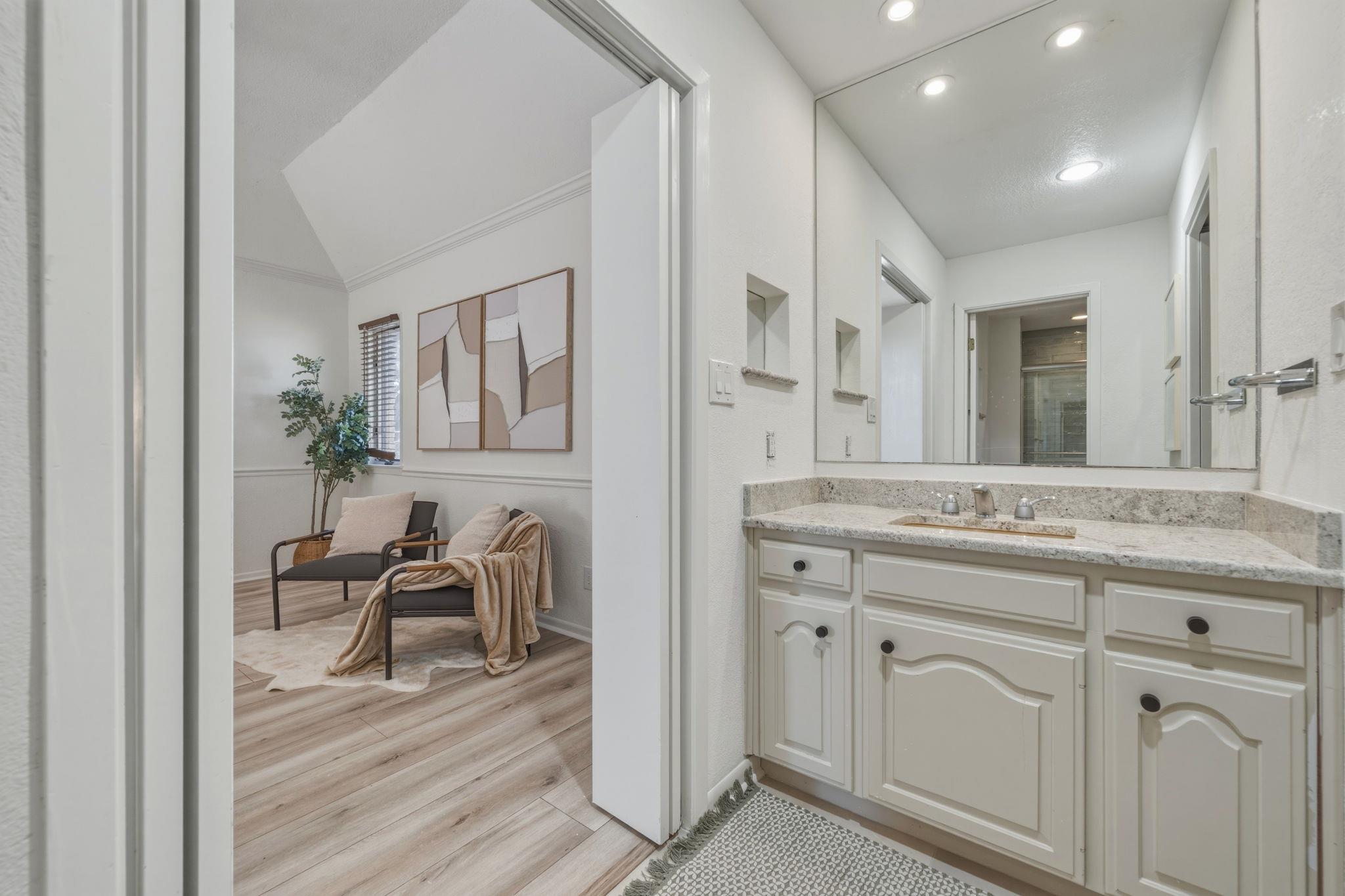 28 Country Oaks DR