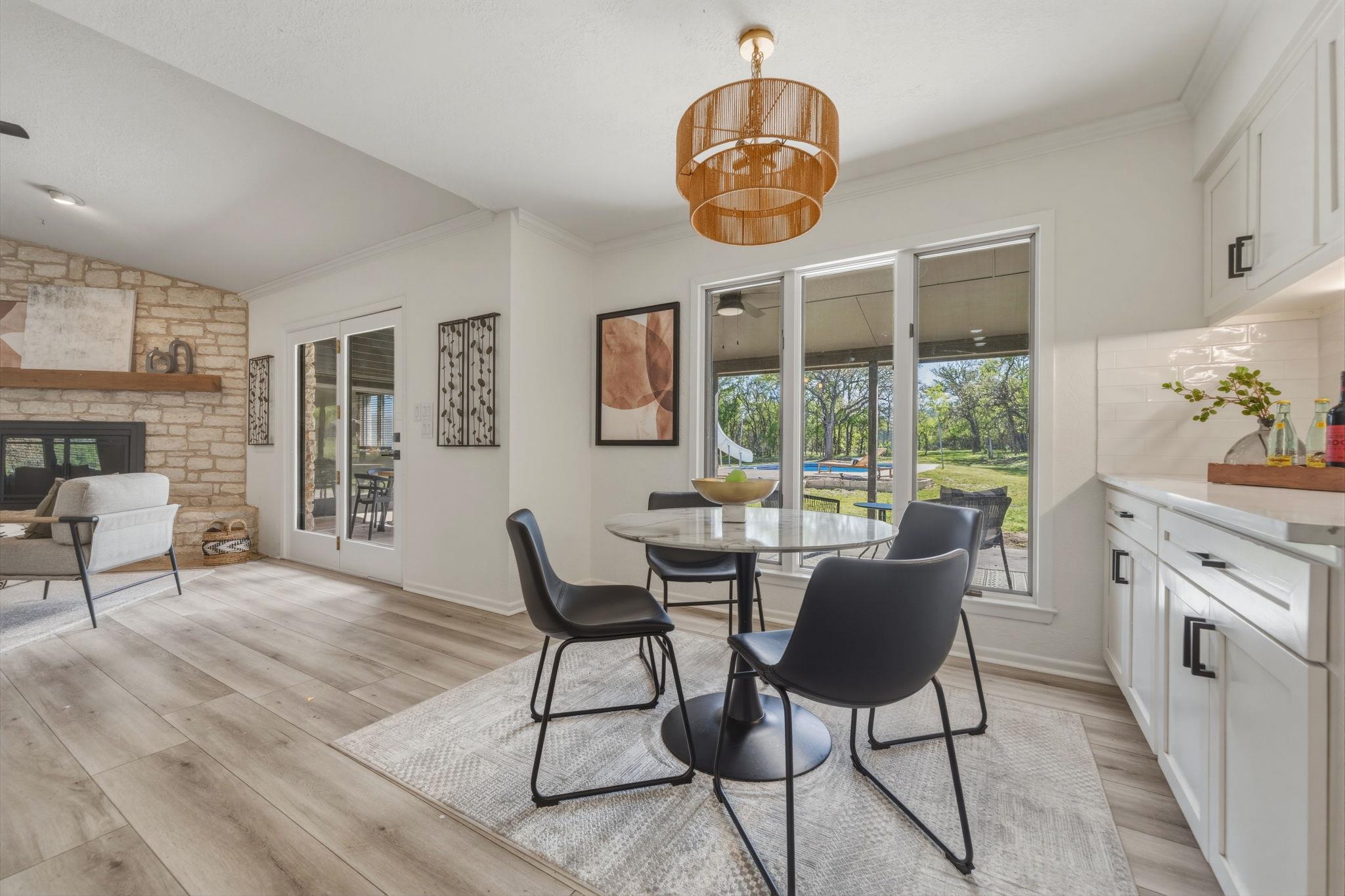 28 Country Oaks DR