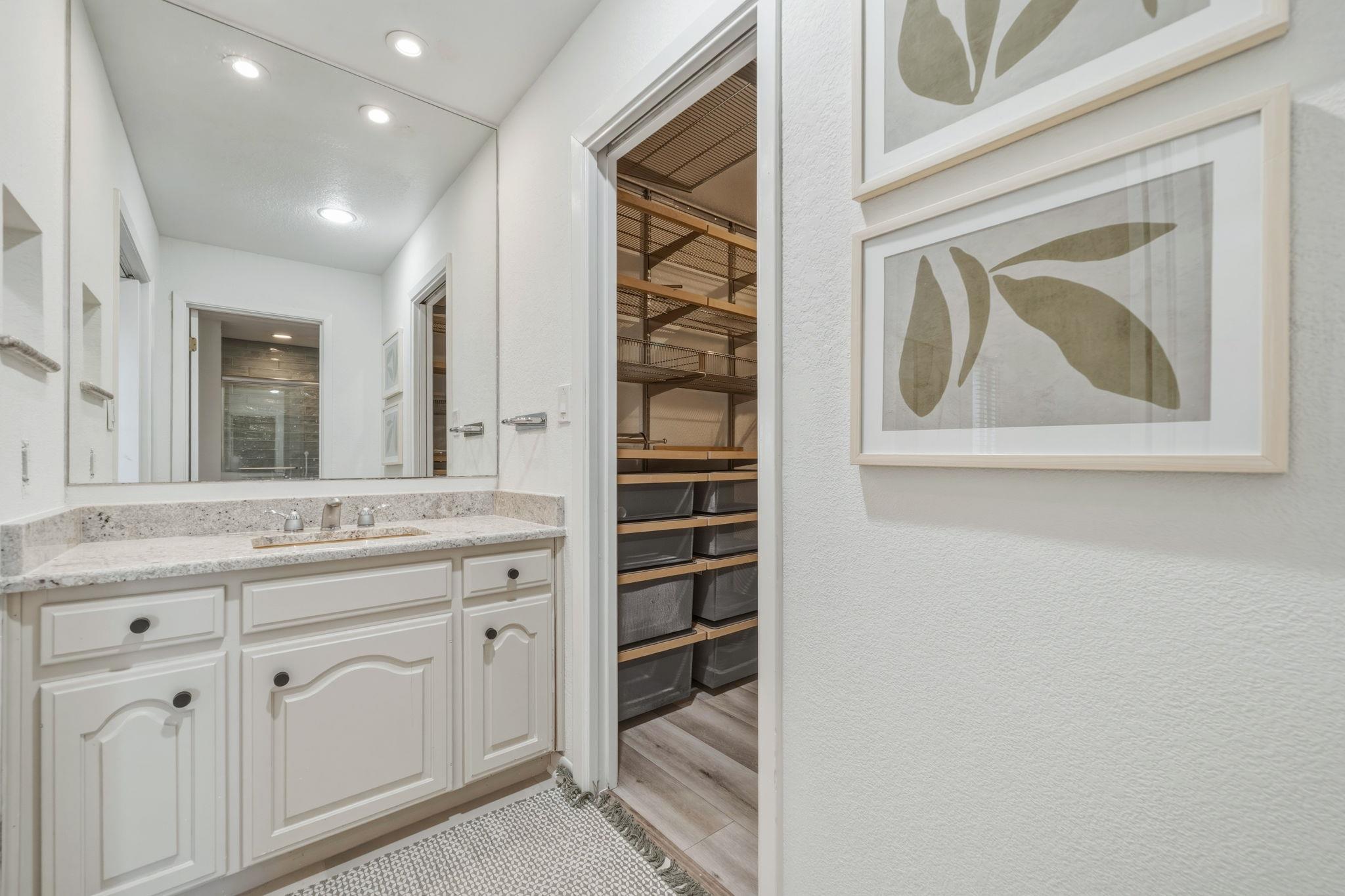 28 Country Oaks DR