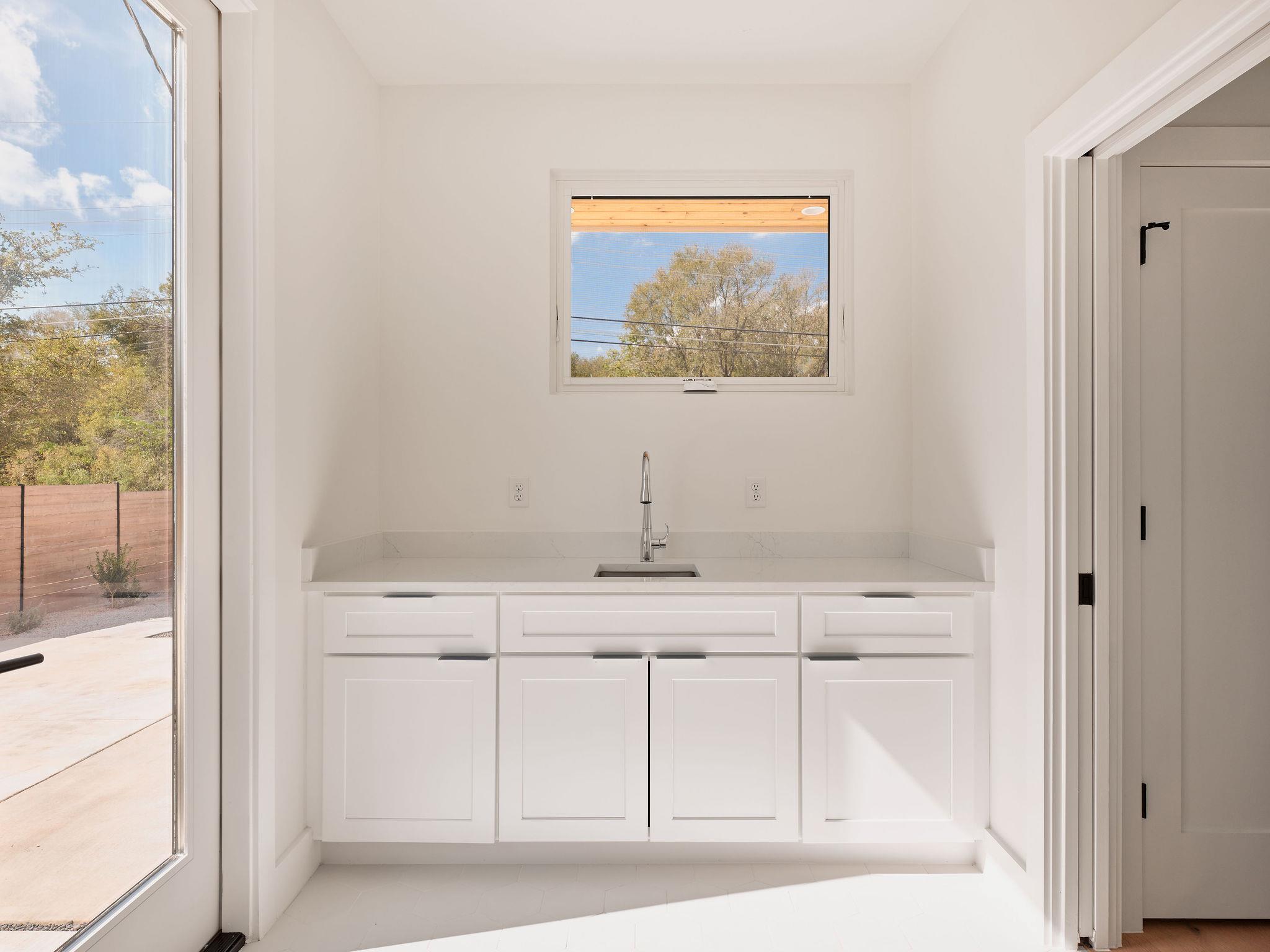 1215 Fort Branch BLVD # 1, Austin Unit: 1