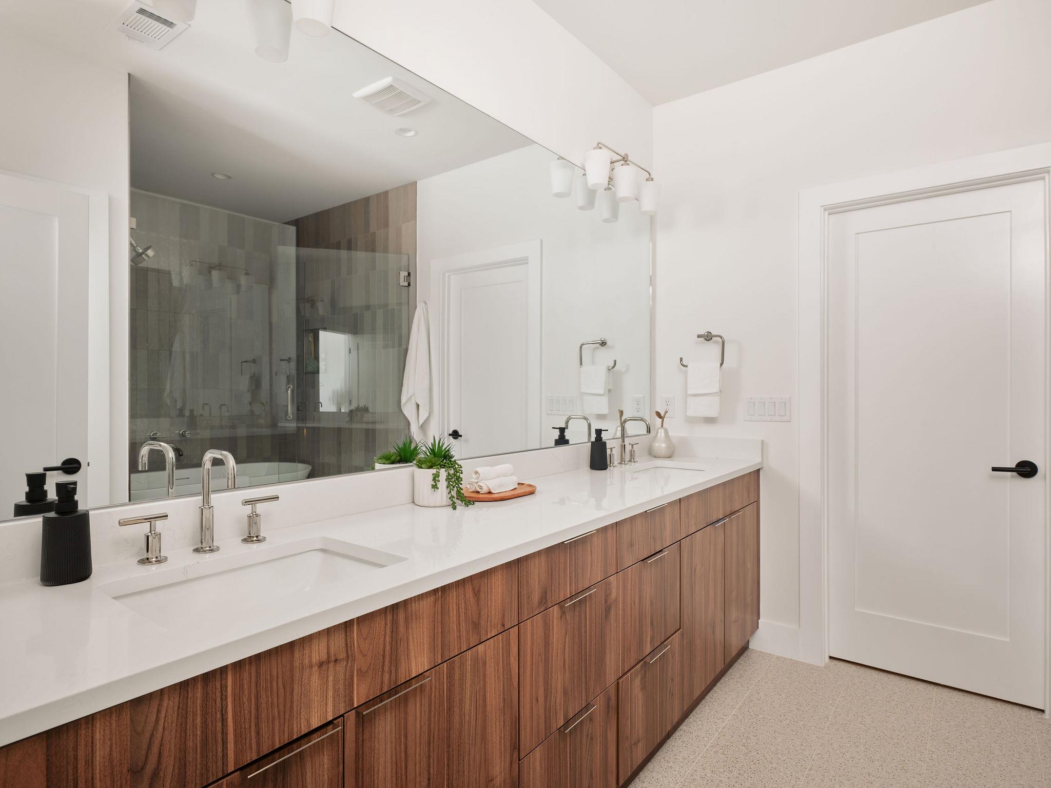 1215 Fort Branch BLVD # 1, Austin Unit: 1