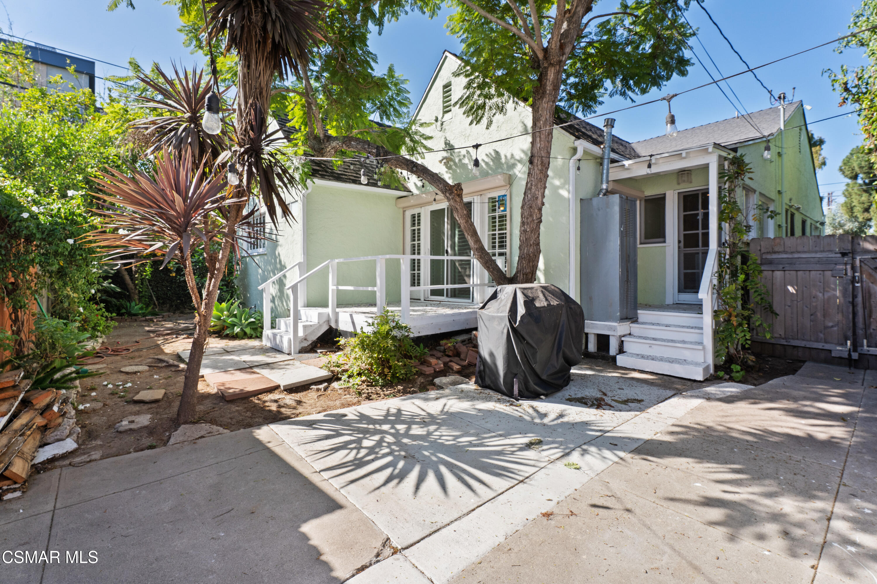 2320 Superior Avenue