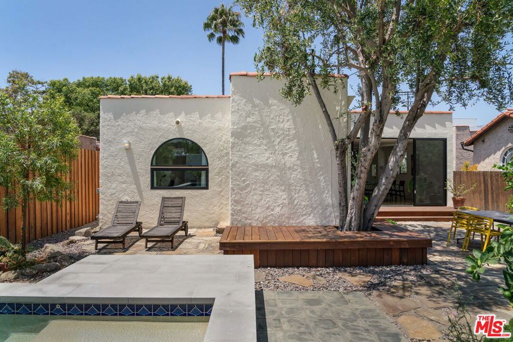 630 N Alta Vista Boulevard