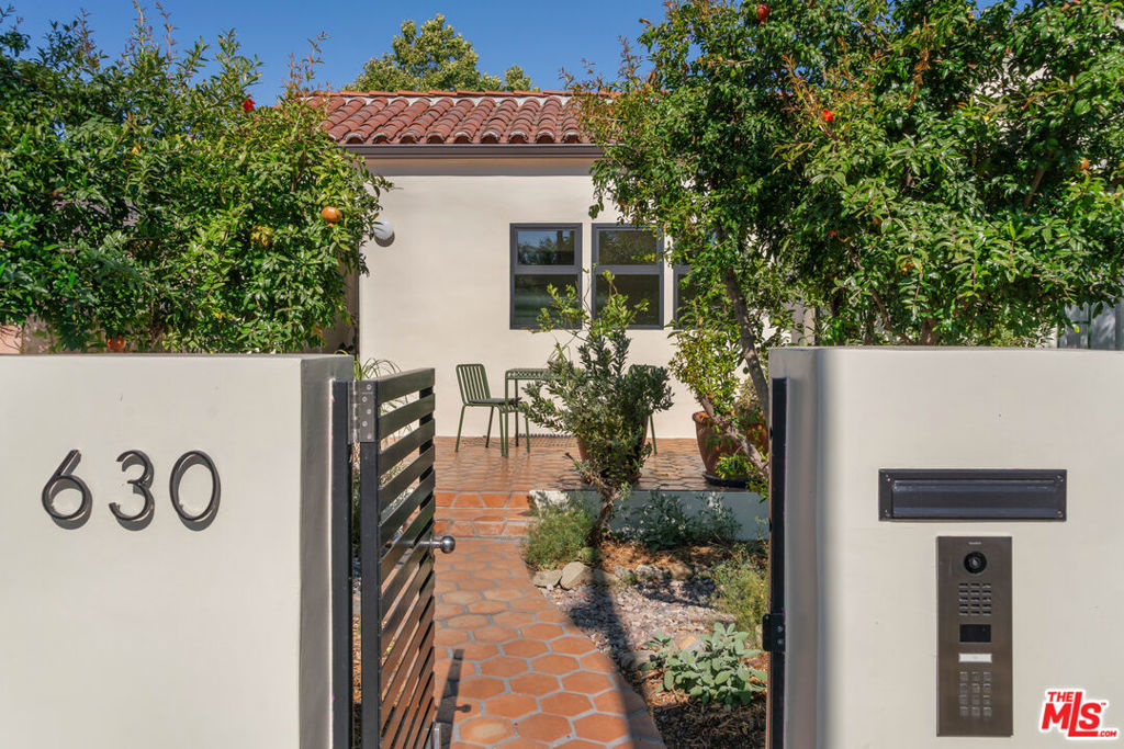 630 N Alta Vista Boulevard