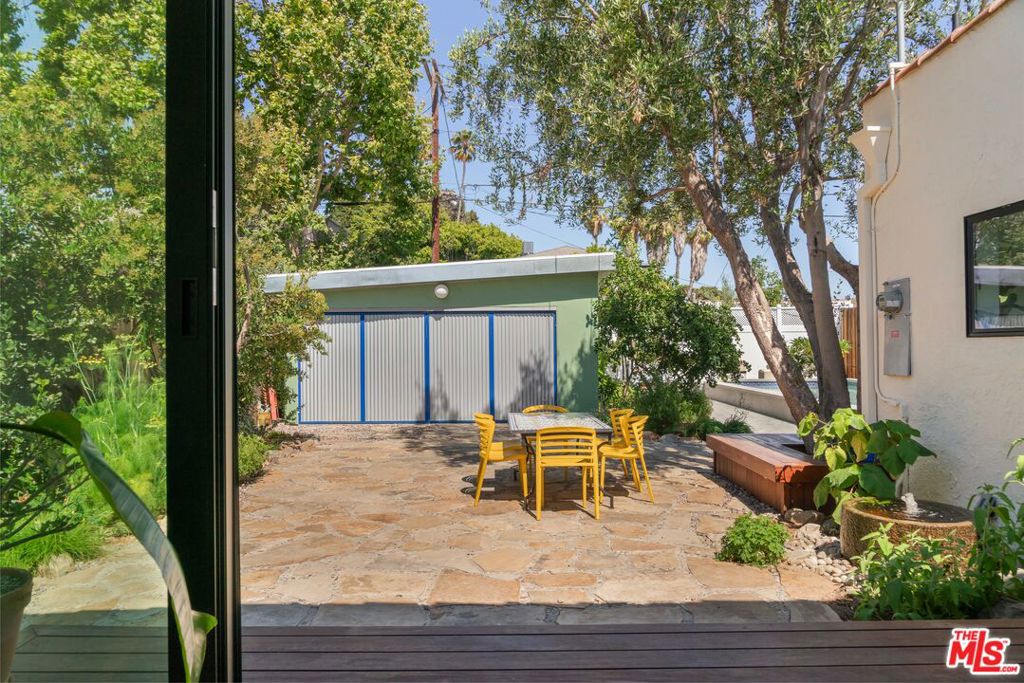 630 N Alta Vista Boulevard