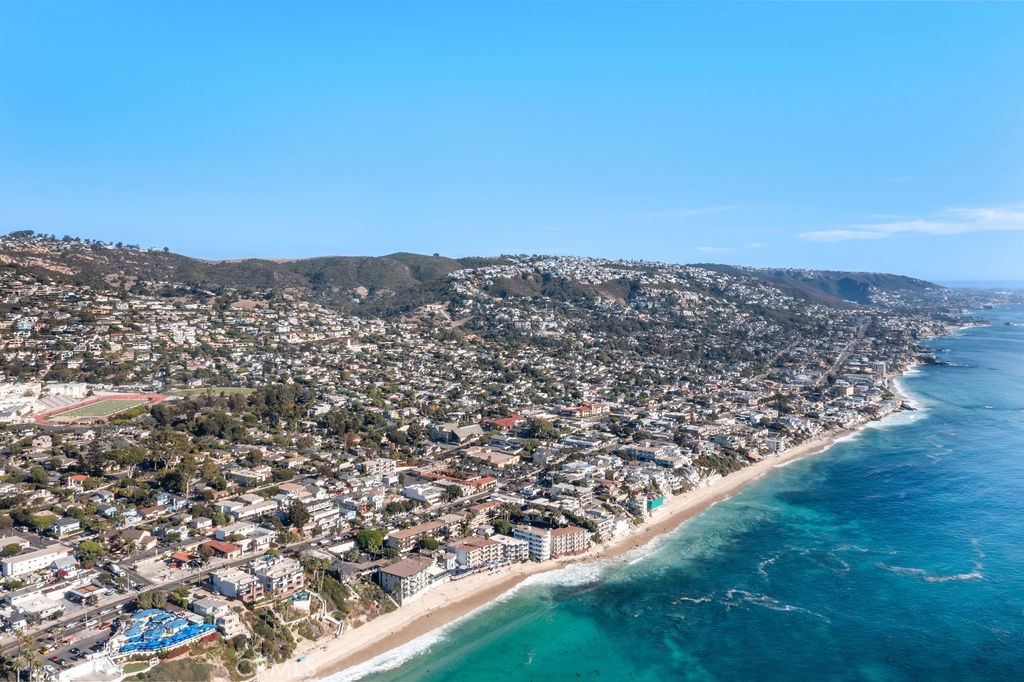 680 Temple Hills Drive