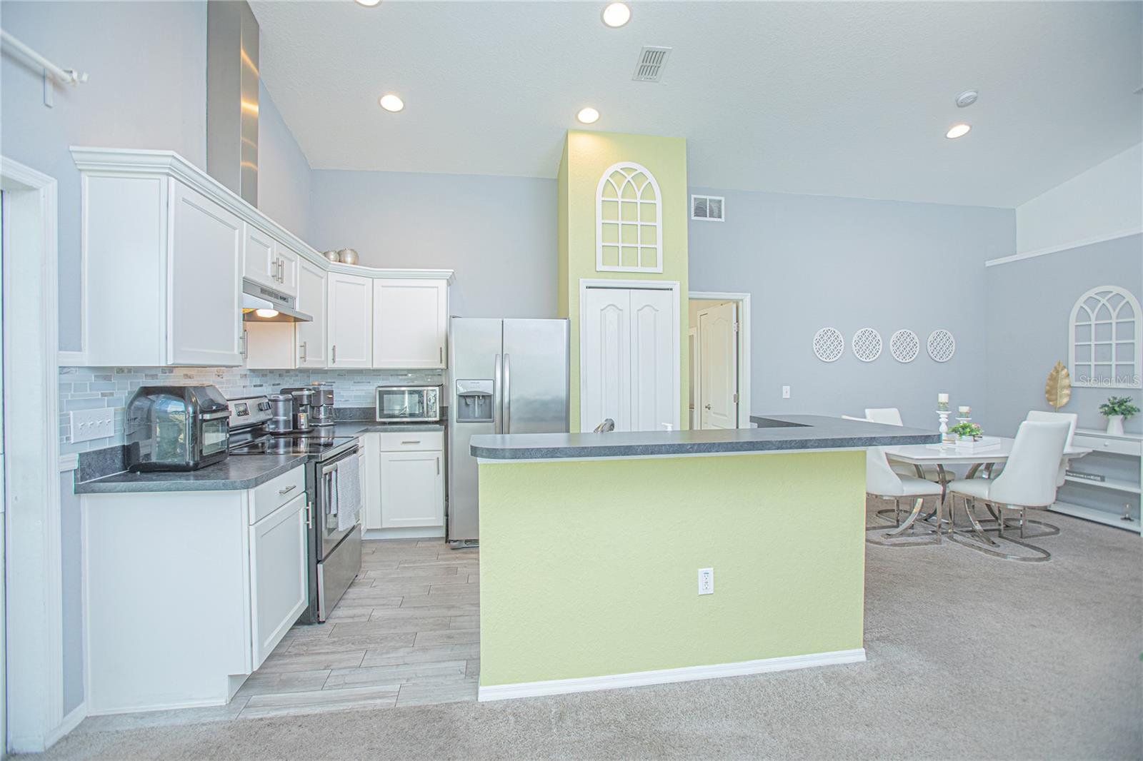 2649 SUNSET CIR