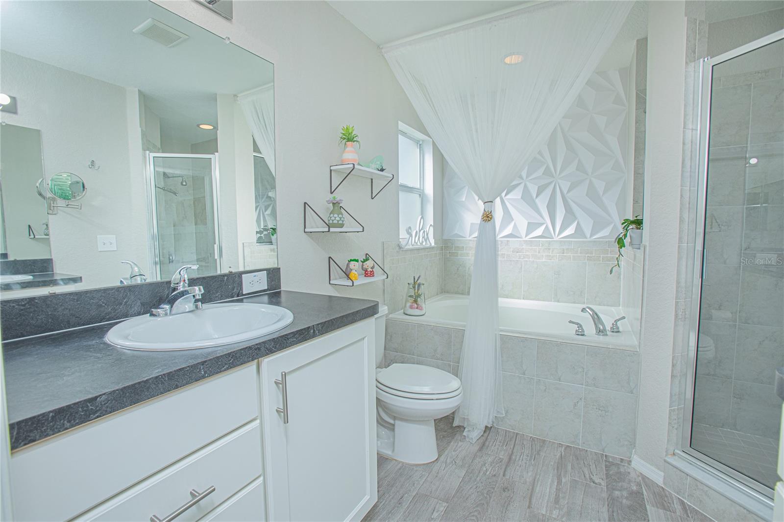 2649 SUNSET CIR