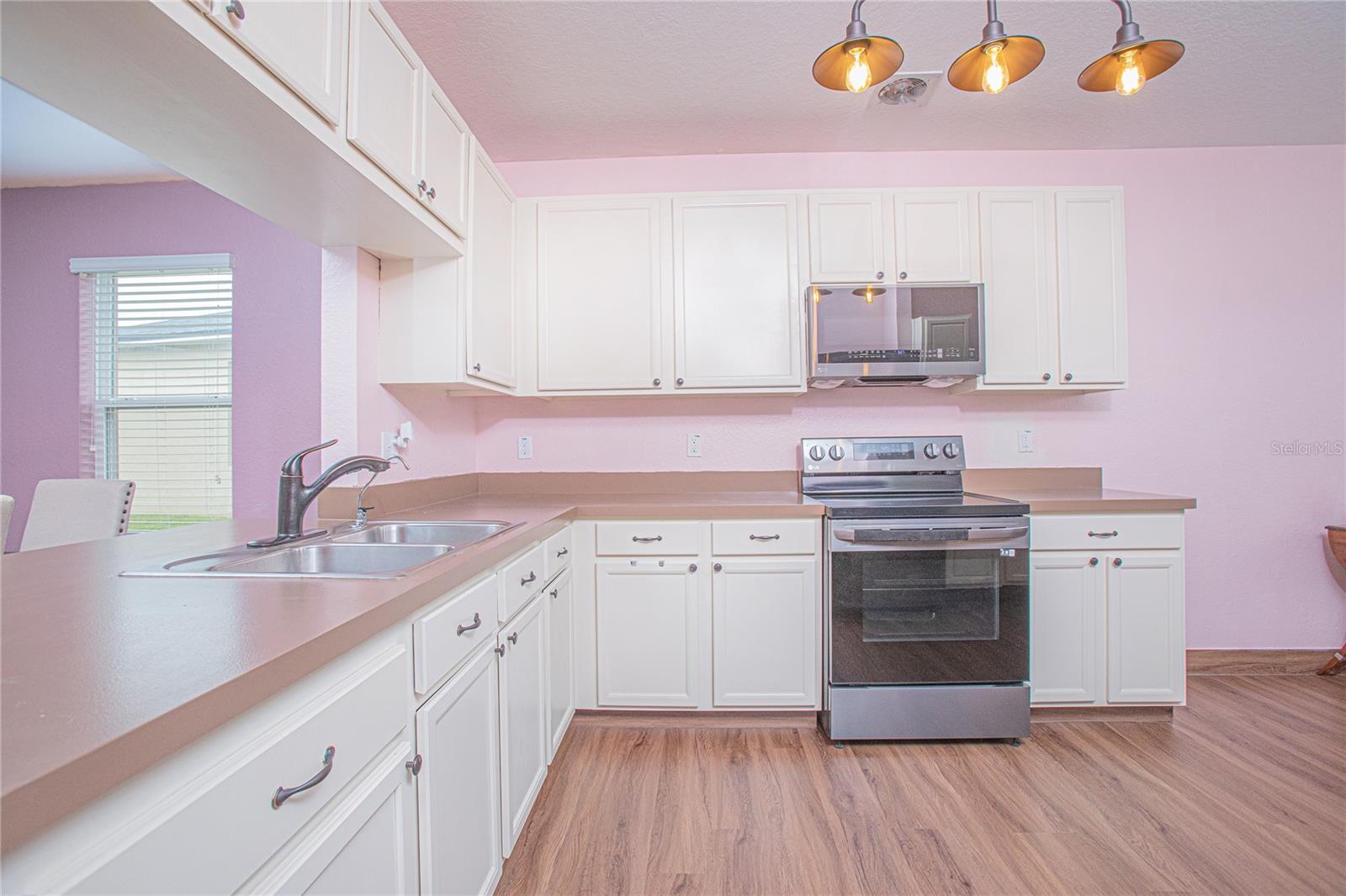 3643 JULIUS ESTATES BLVD
